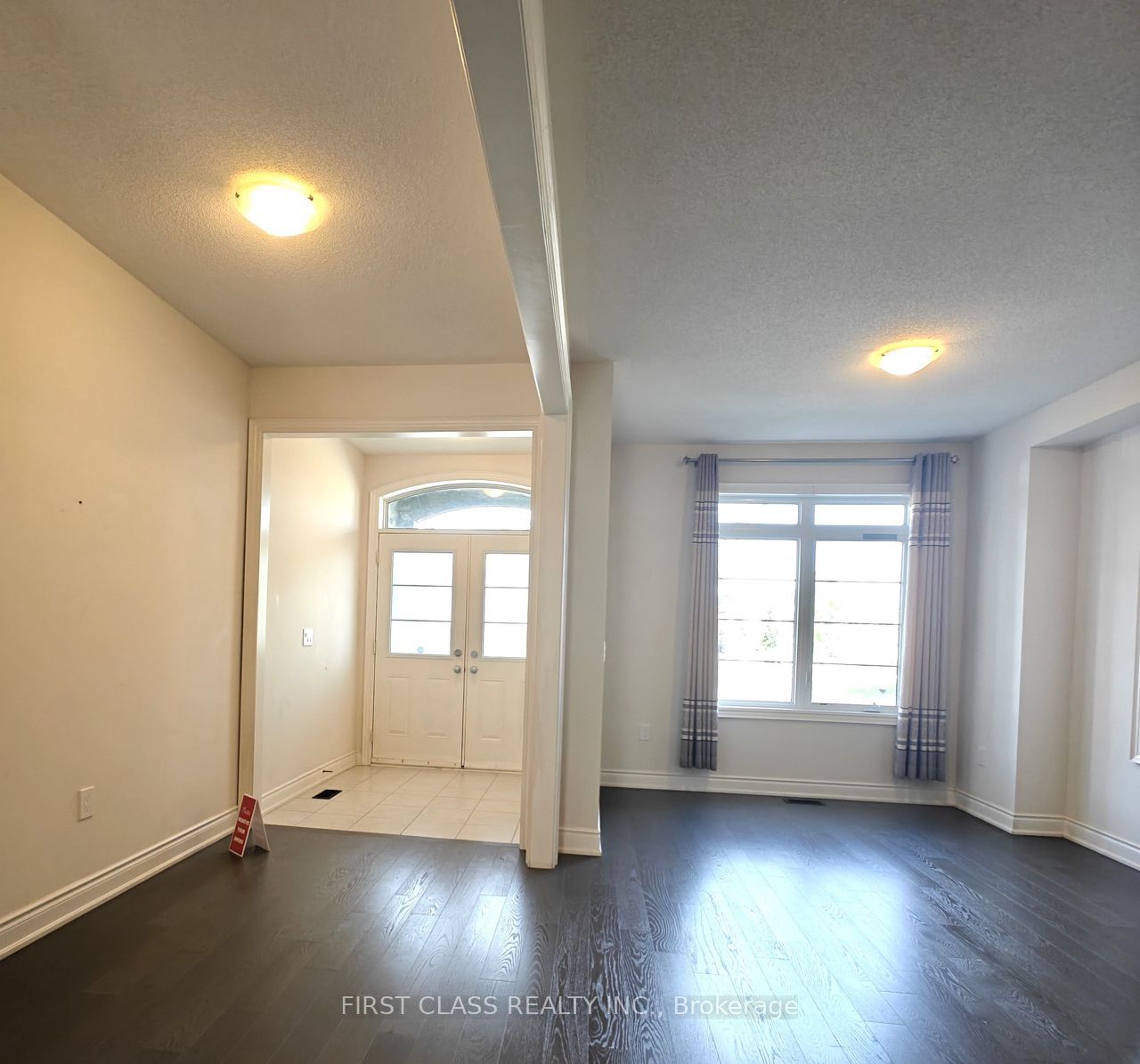 1538 Devine Point, Milton, ON L9E 1H6 photo 3