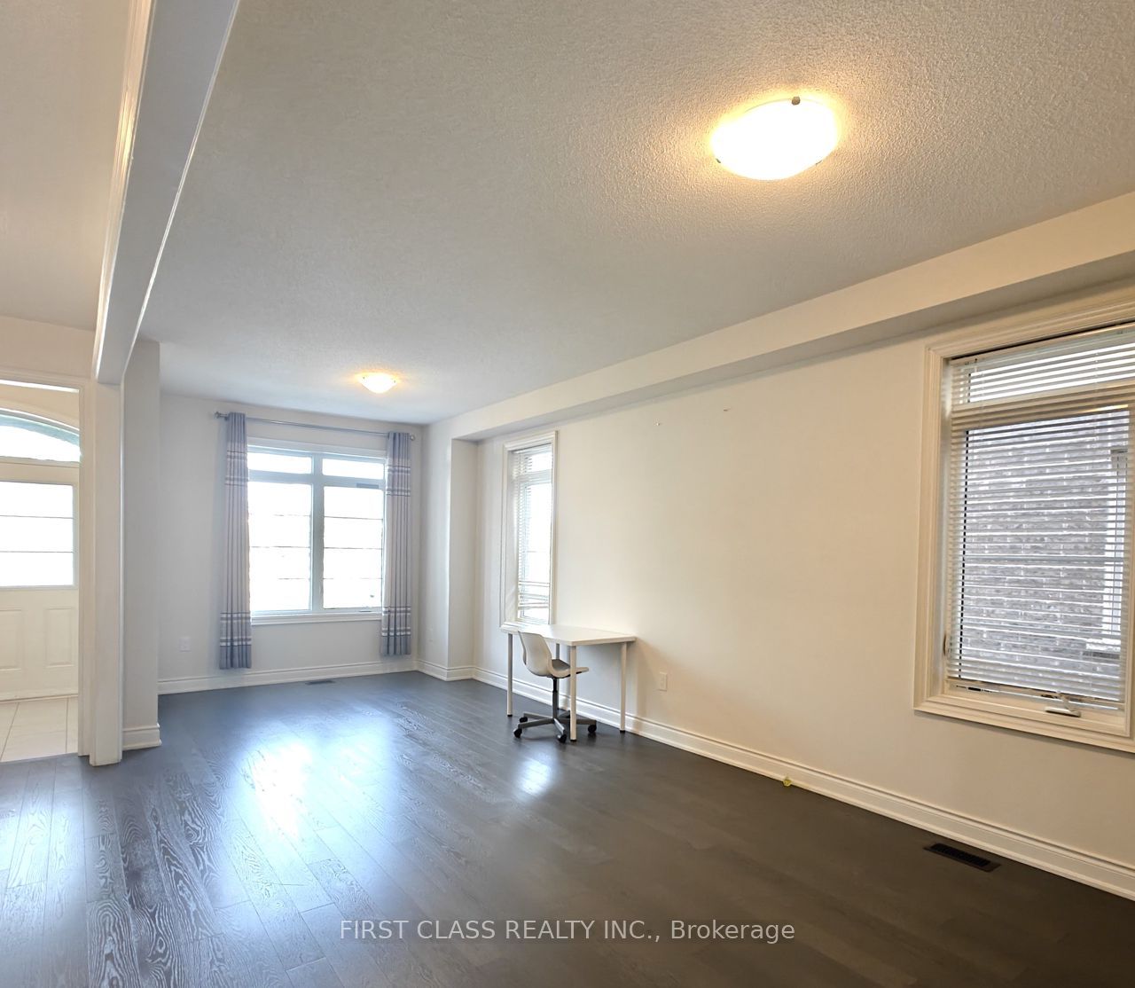1538 Devine Point, Milton, ON L9E 1H6 photo 4