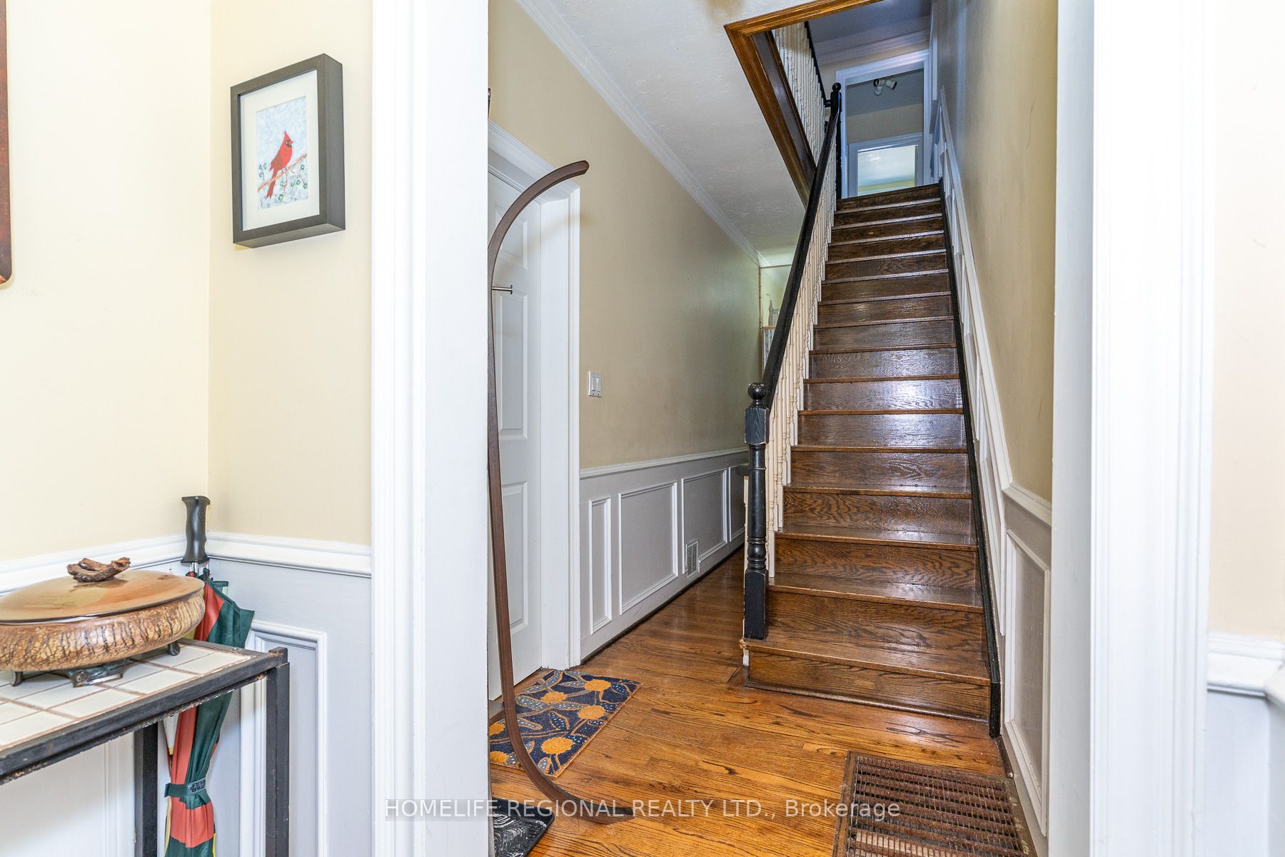 122 Emerson Avenue, Toronto, ON M6H 3T1 photo 4