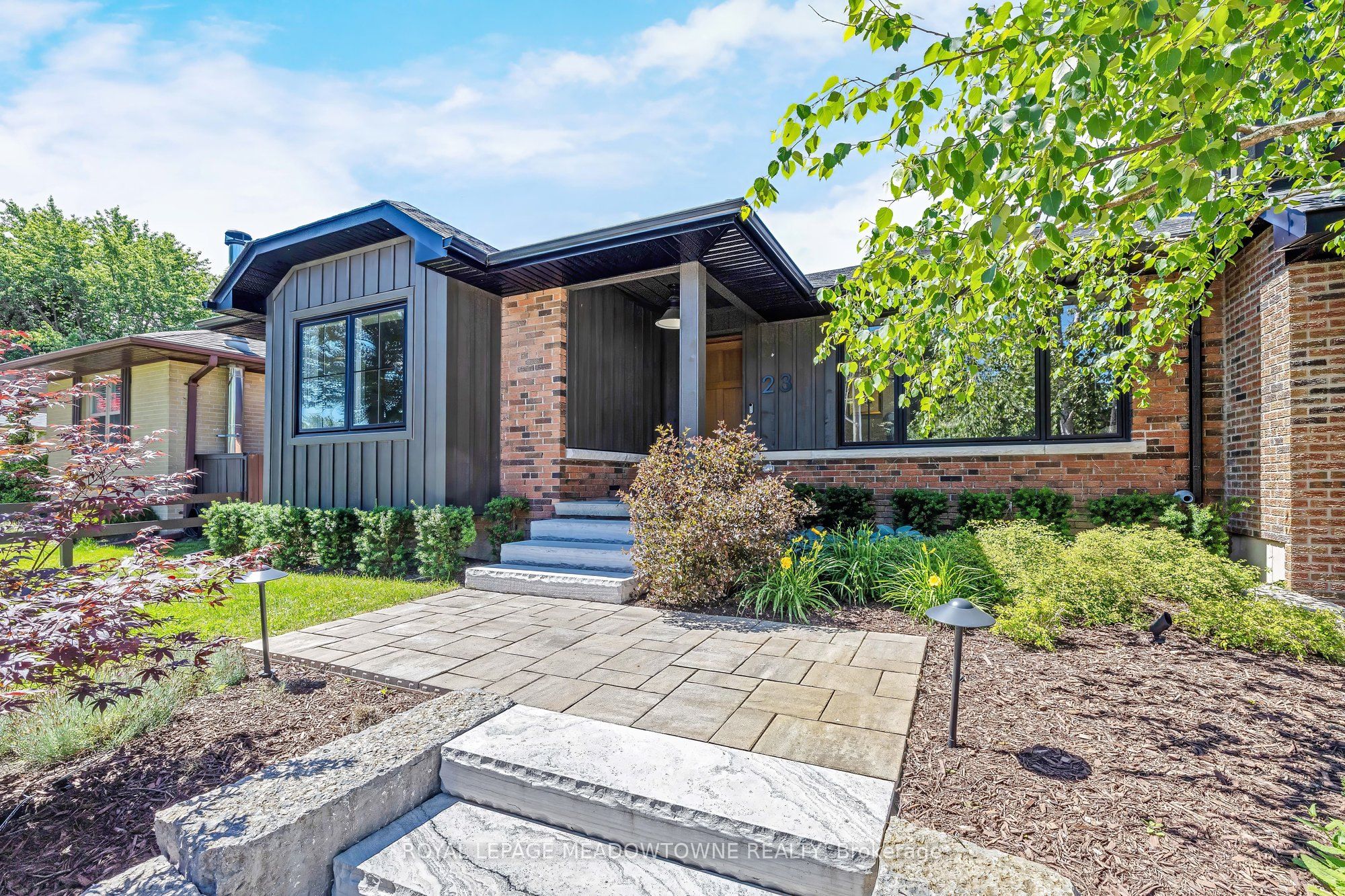 23 Mackenzie Drive, Halton Hills, ON L7G 4C1 photo 5