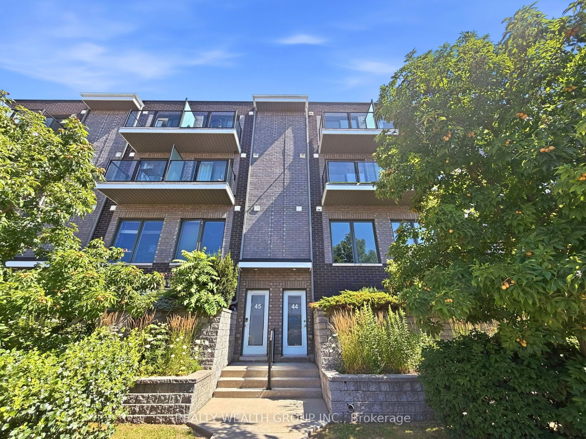 2059 Weston Road 44, Toronto, ON M9N 1X7 photo 2