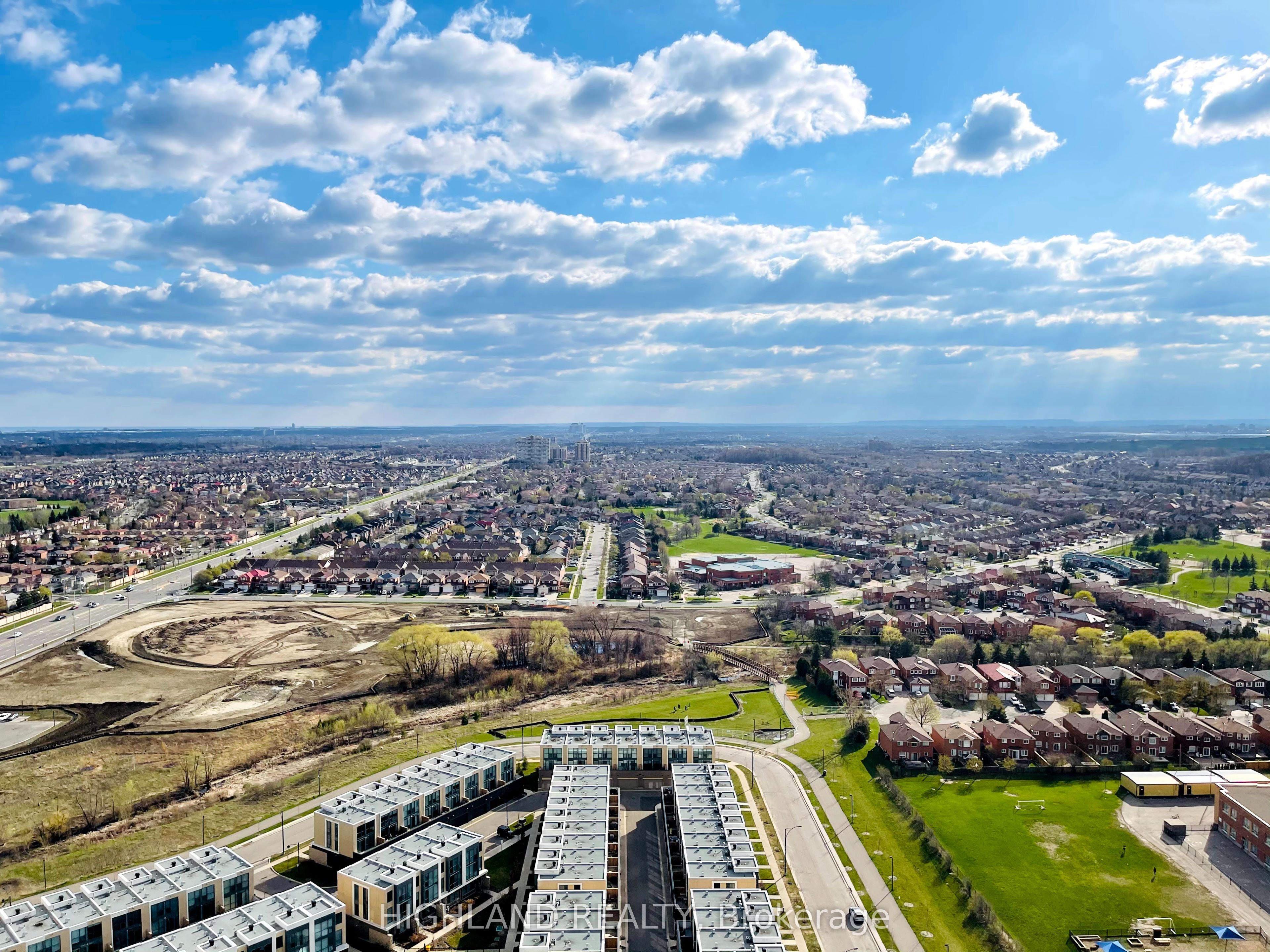 35 Watergarden Drive 2716, Mississauga, ON L5R 0G8 photo 5