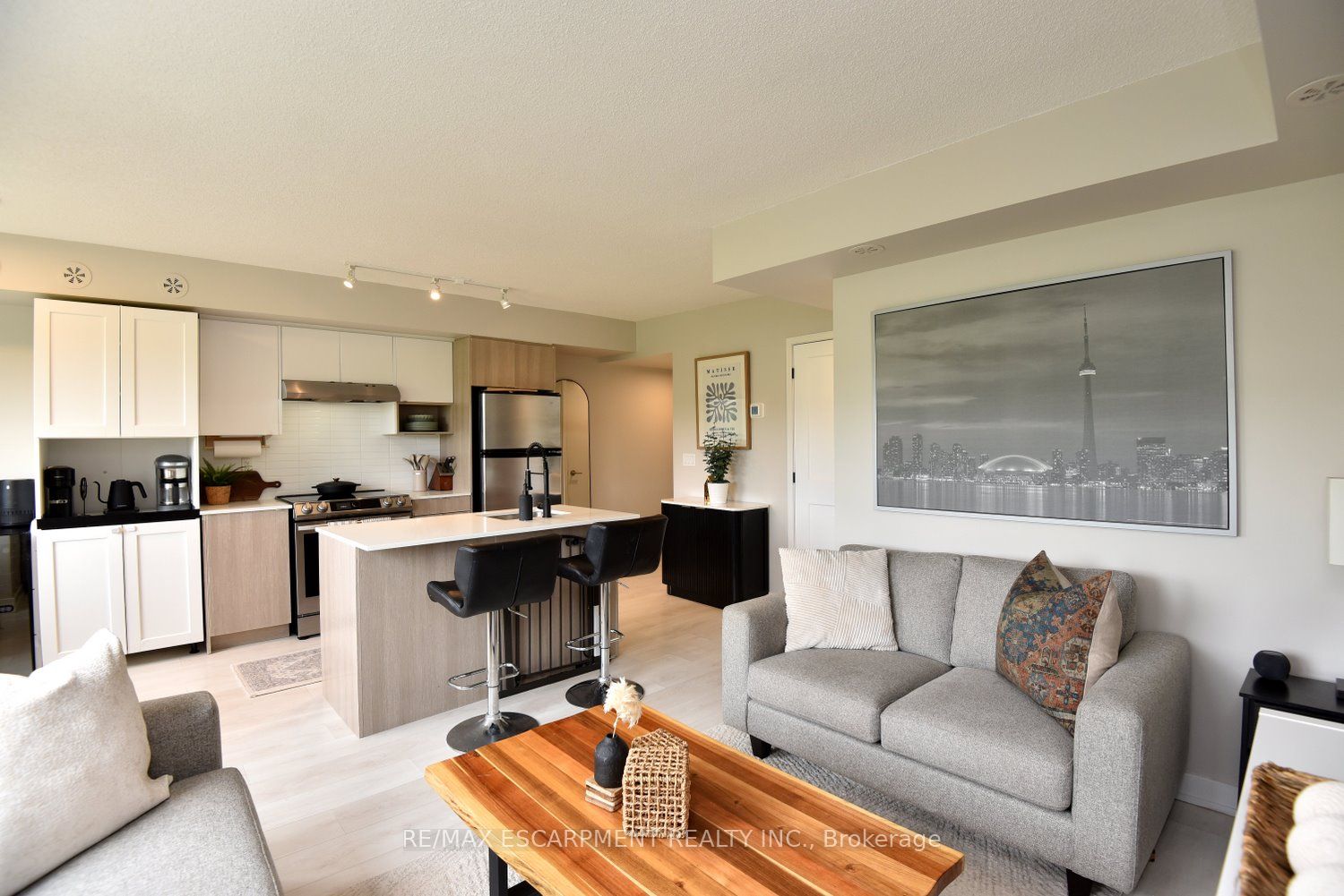 1135 COOKE Boulevard 112, Burlington, ON L7T 4A8 photo 5