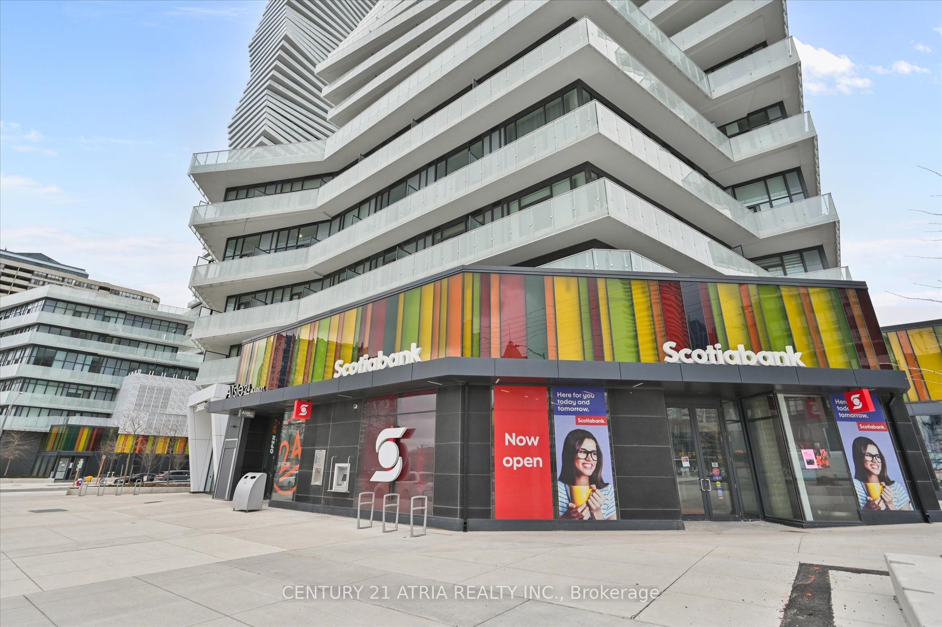 3900 Confederation Parkway 1609, Mississauga, ON L5B 0M3 photo 4