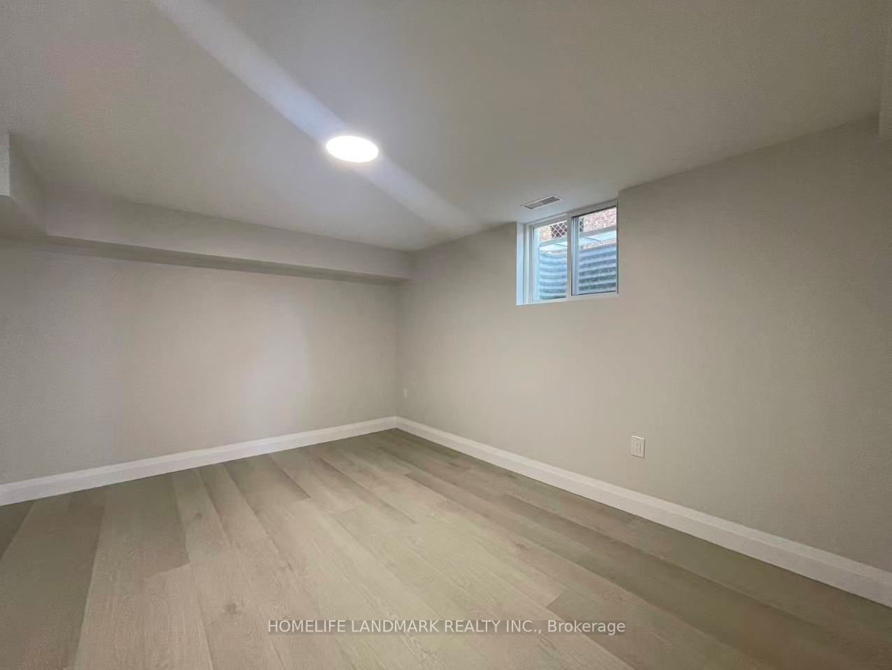 17 Rosemeade Avenue Unit 3, Toronto, ON M8Y 3A2 photo 2