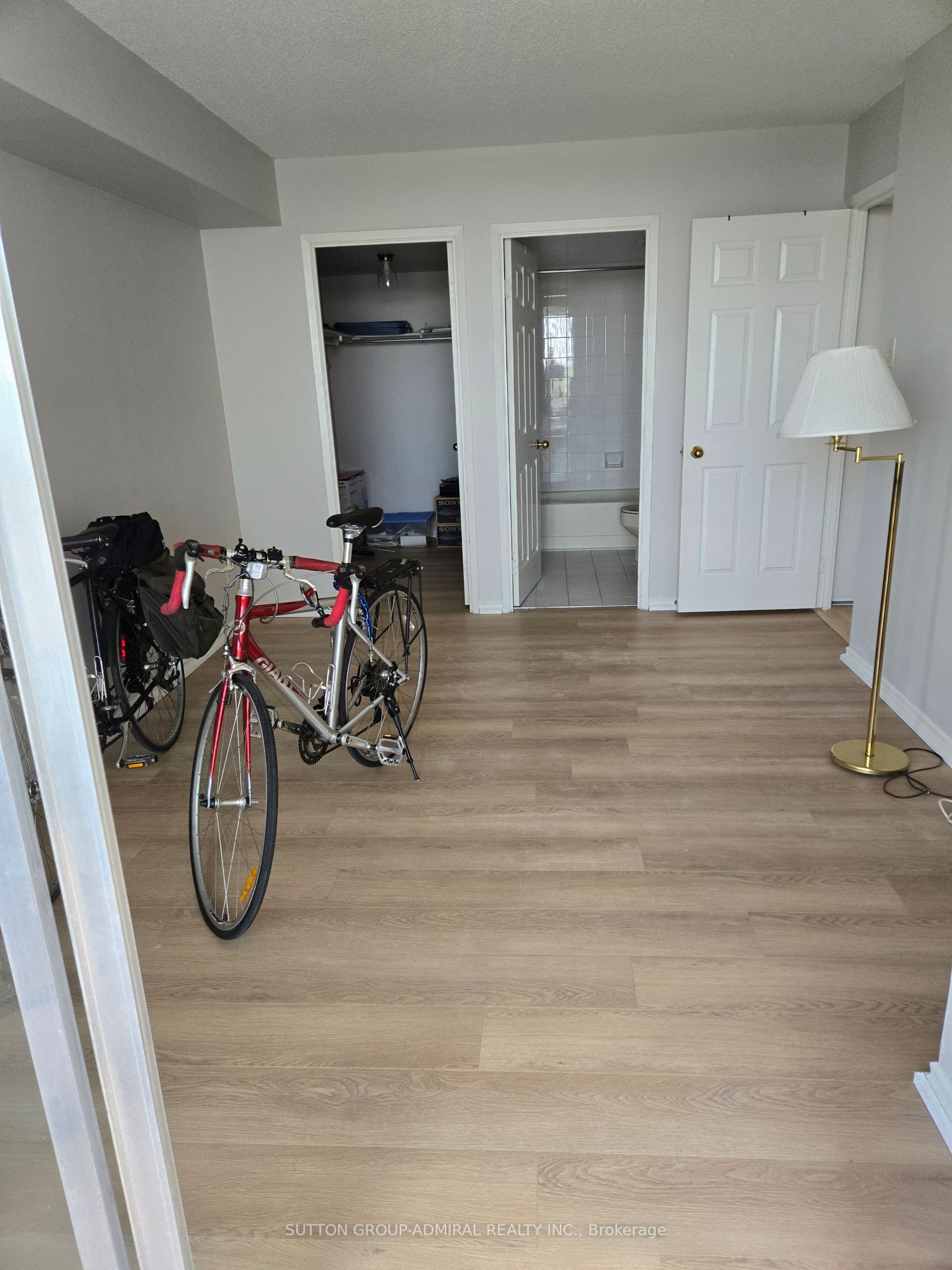 330 Mill Street S 908, Brampton, ON L6Y 3V3 photo 4
