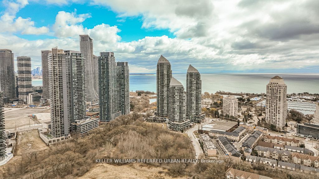 15 Legion Road 1002, Toronto, ON M8V 0A9 photo 4
