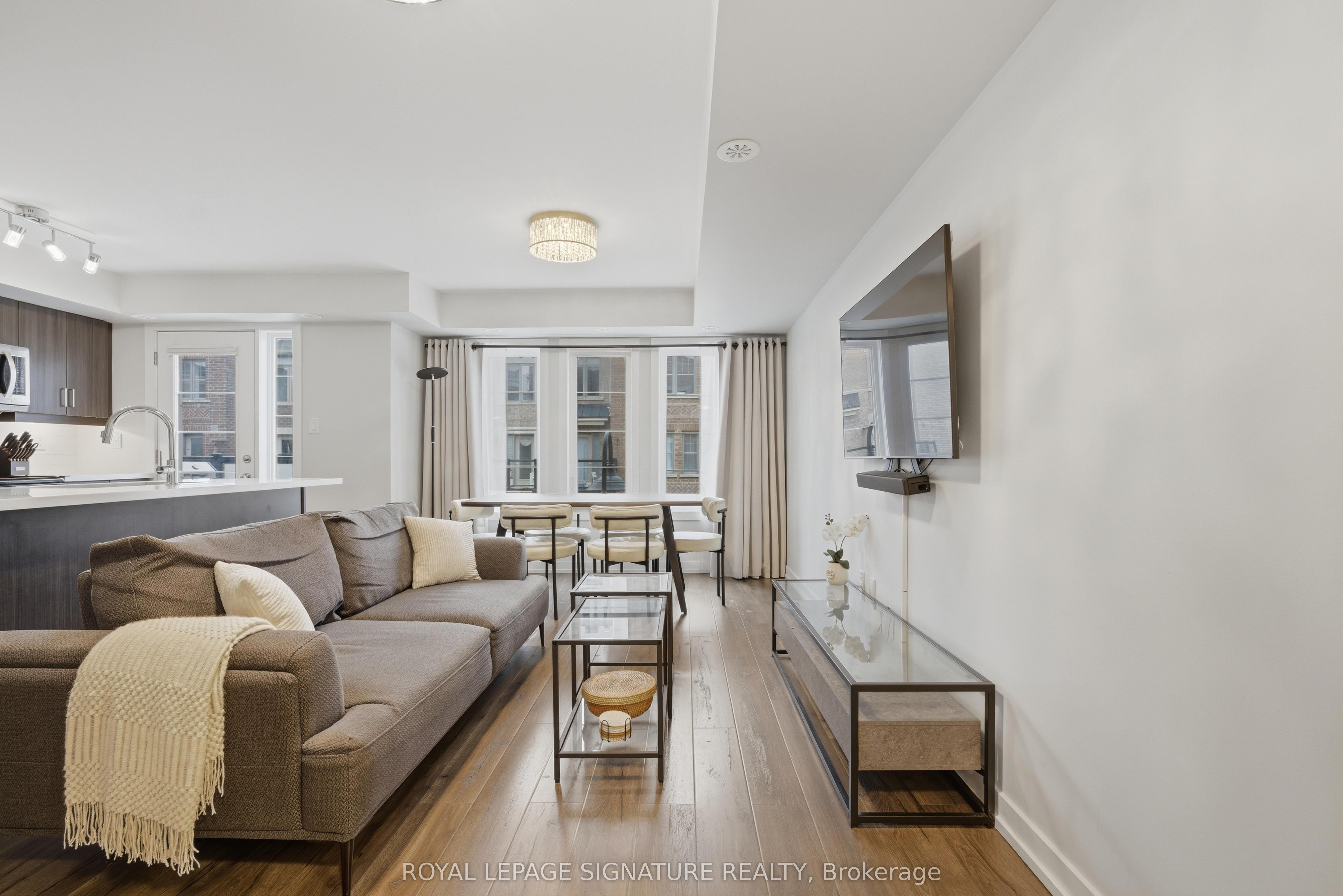 2315 Sheppard Avenue W 50, Toronto, ON M9M 0E8 photo 3