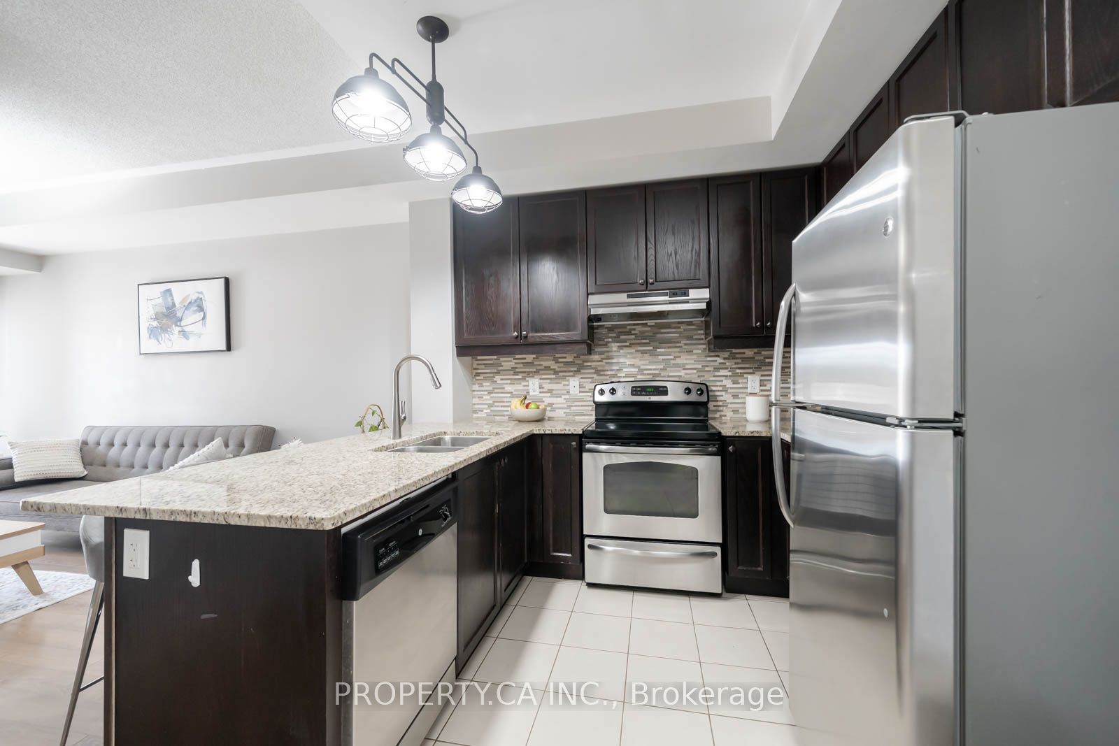 570 Lolita Gardens 144, Mississauga, ON L5A 0A1 photo 5