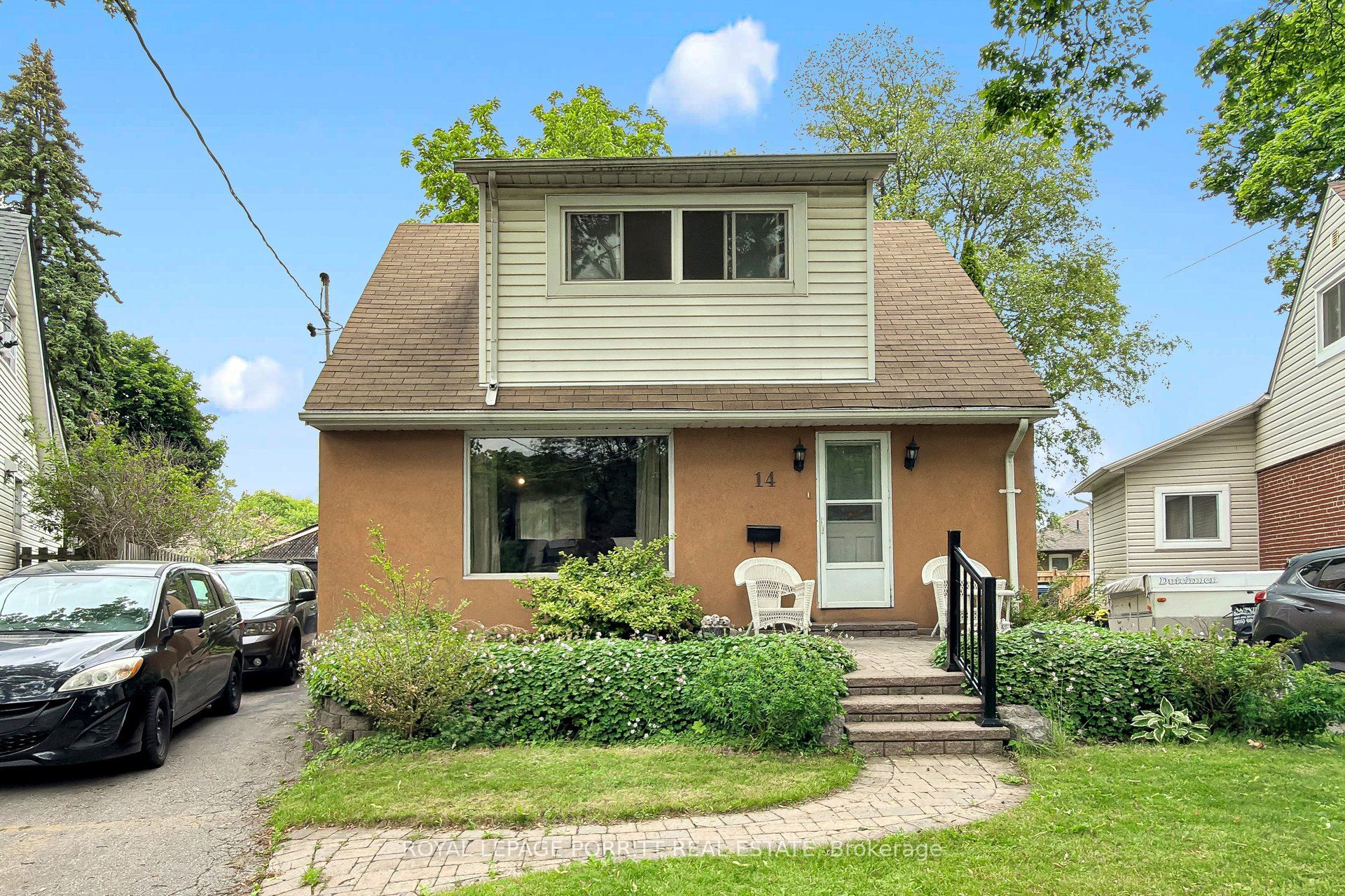 14 Heslop Drive, Toronto, ON M8W 4R1