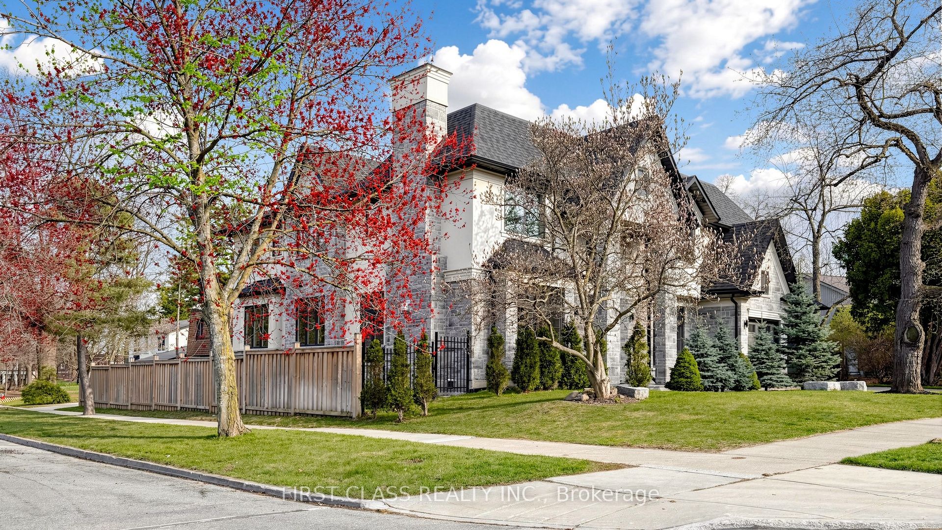 2194 ELMHURST Avenue, Oakville, ON L6J 5G2 photo 3