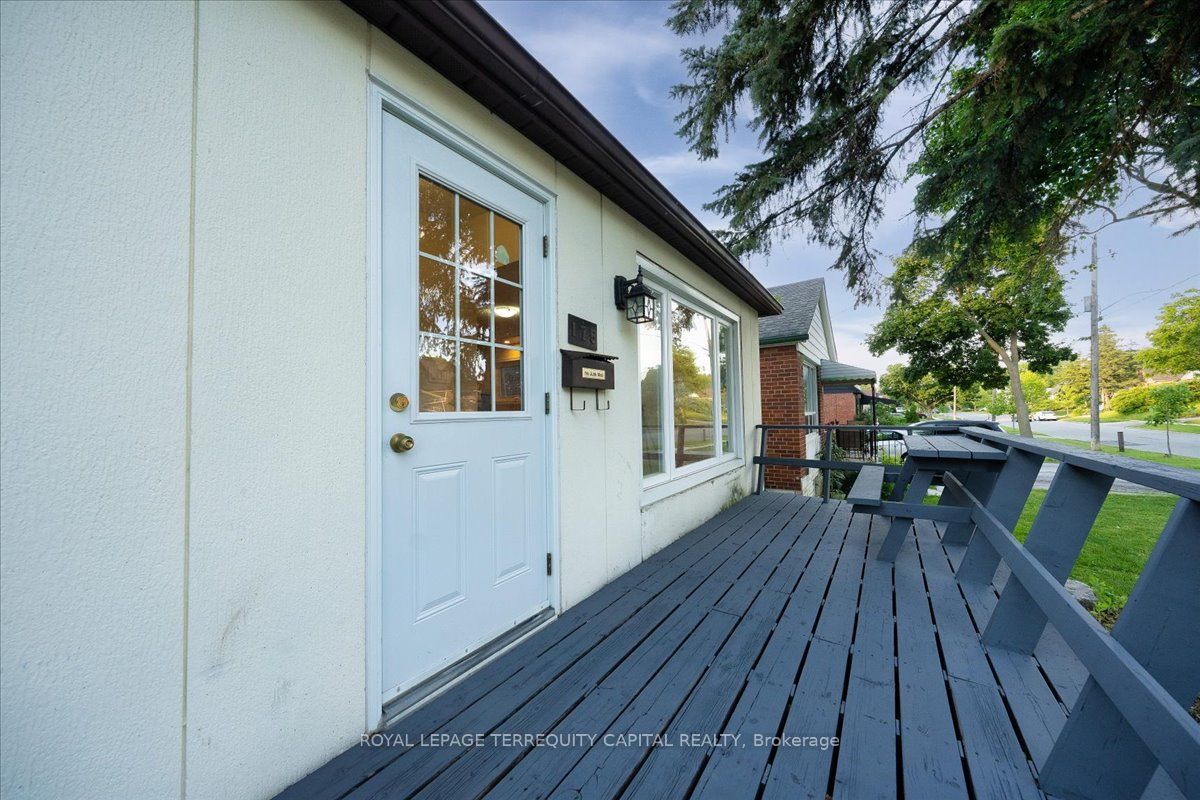 175 Clearbrooke Circle, Toronto, ON M9W 2G2 photo 5