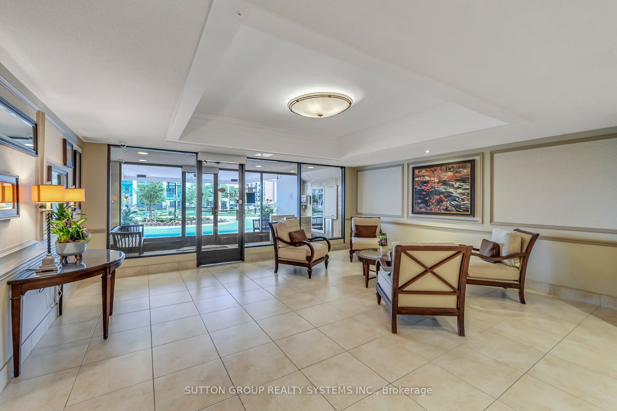 2185 Marine Drive 508, Oakville, ON L6L 5L6 photo 5