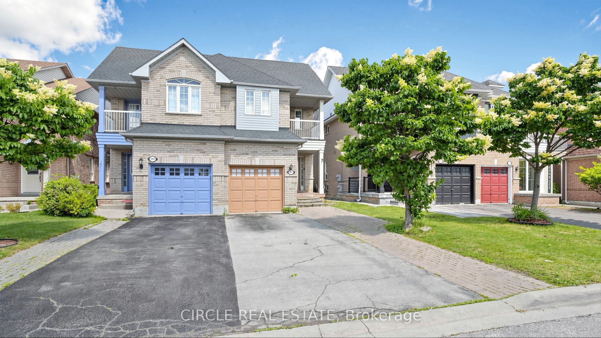 3815 Freeman Terrace, Mississauga, ON L5M 6Y5 photo 2