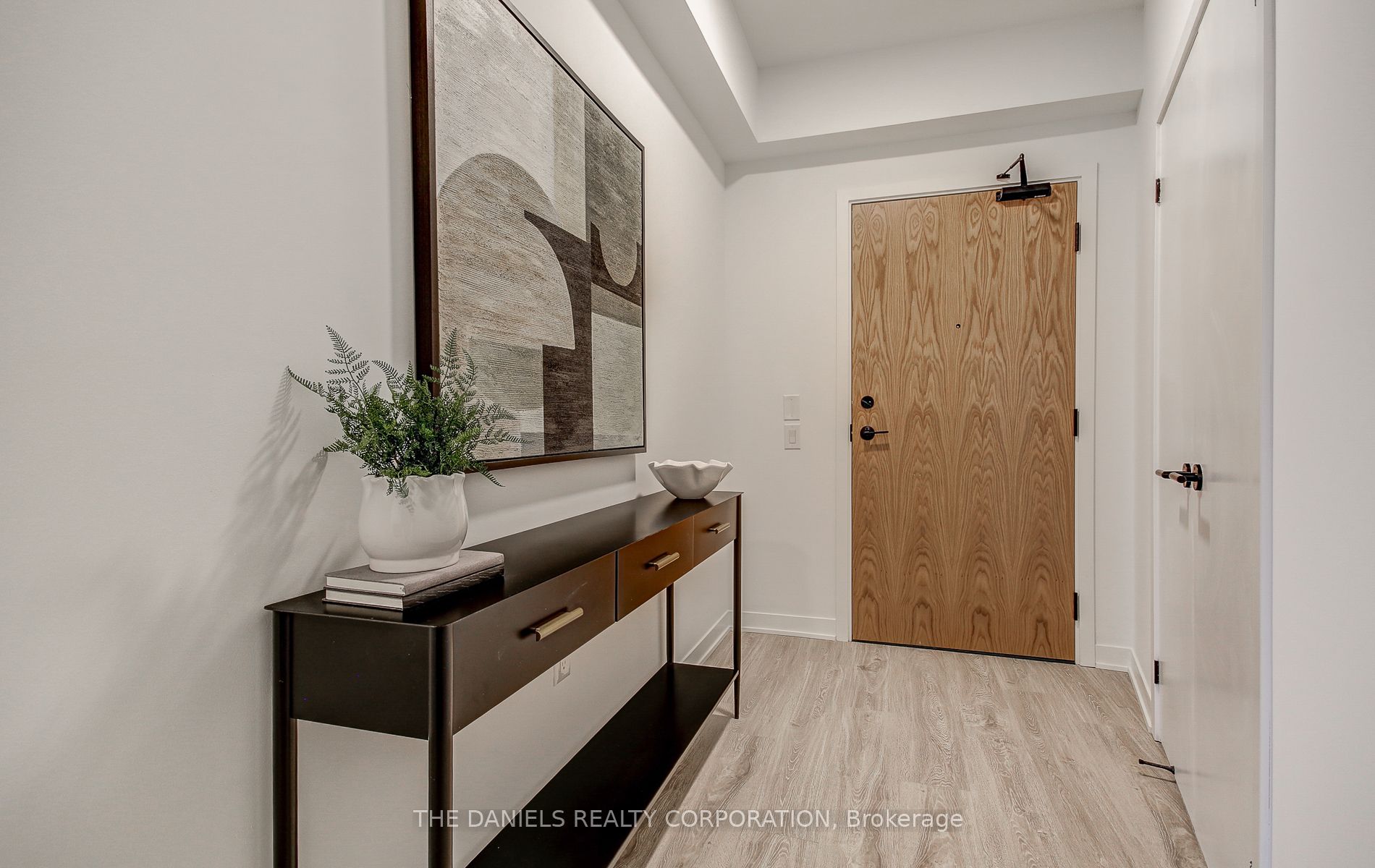 2495 Eglinton Avenue W 617, Mississauga, ON L5M 2T2 photo 4