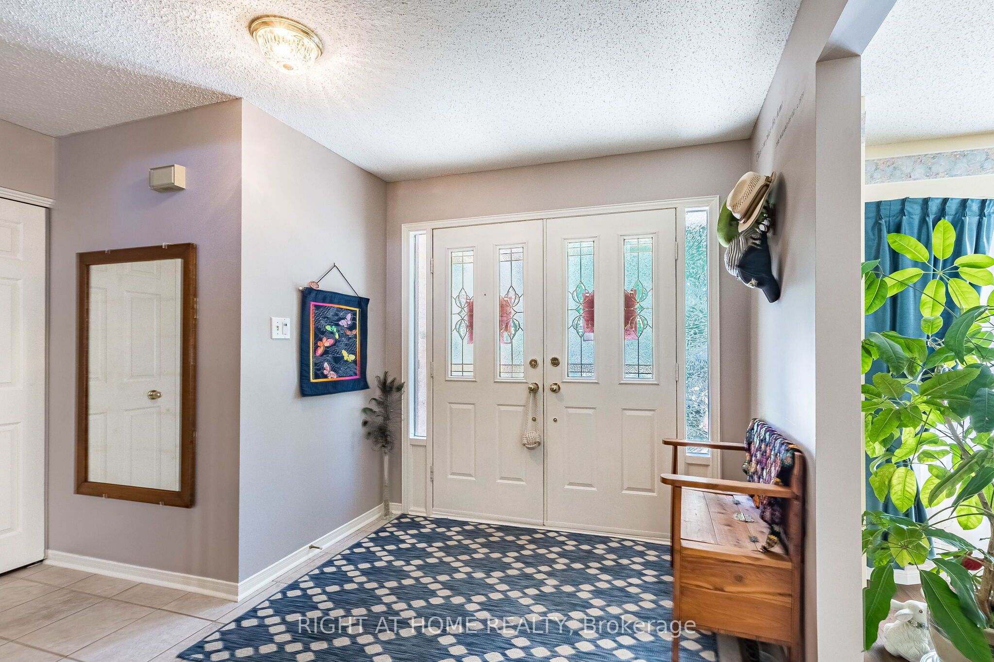 3088 Spring Creek Crescent, Mississauga, ON L5N 4R7 photo 4