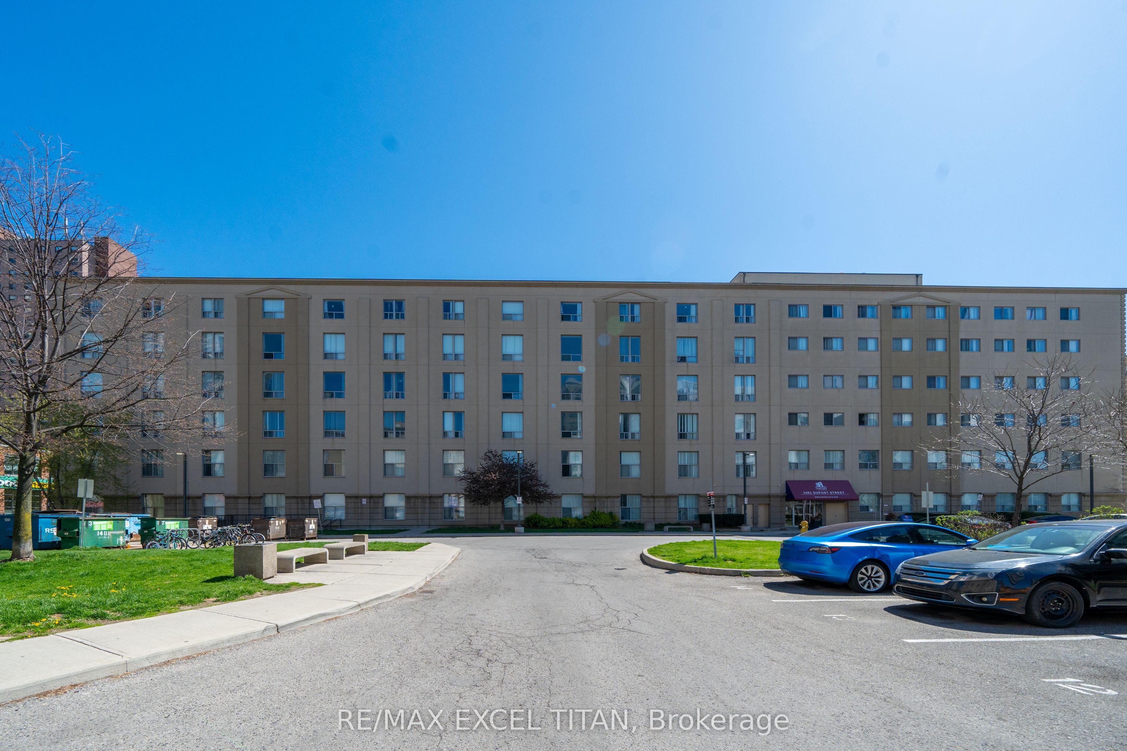 1407 Dupont Street 315, Toronto, ON M6H 4J7