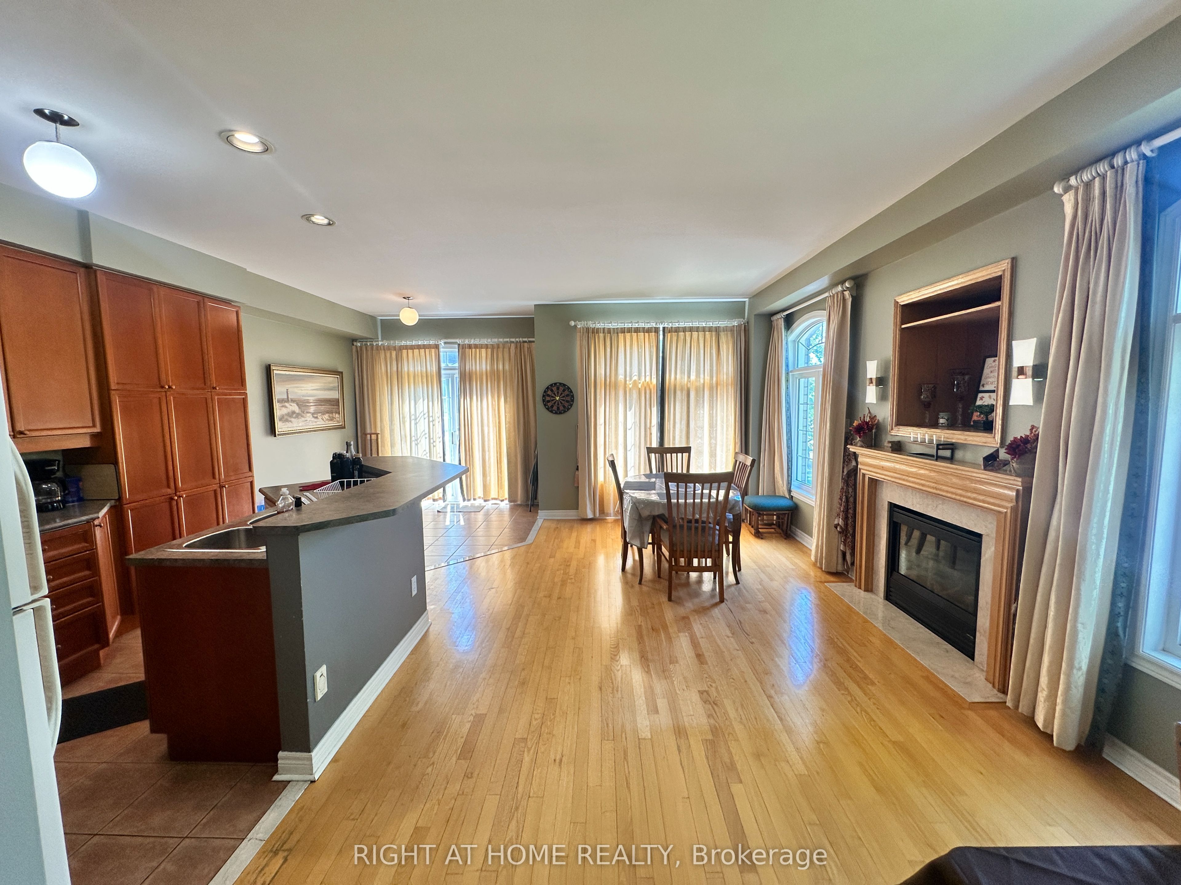 485 Bristol Road W 12, Mississauga, ON L5R 4G2 photo 5