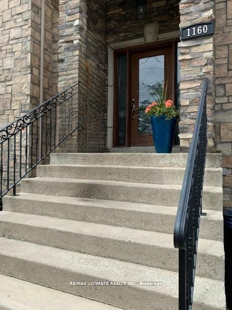1160 Islington Avenue, Toronto, ON M8Z 4S7 photo 3