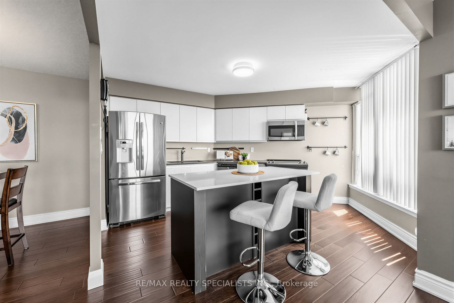 10 Laurelcrest Street 1006, Brampton, ON L6S 5Y3