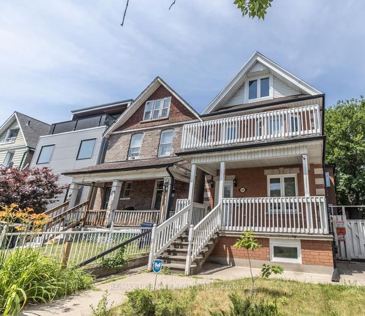3208 Dundas Street W Lower, Toronto, ON M6P 2A3