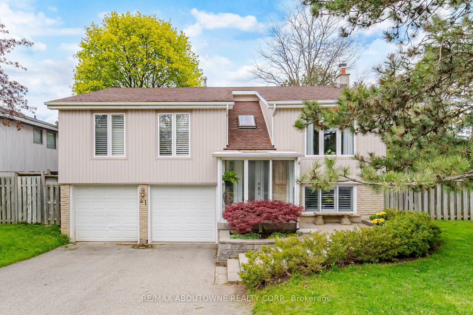 41 Plainsman Road, Mississauga, ON L5N 1C4