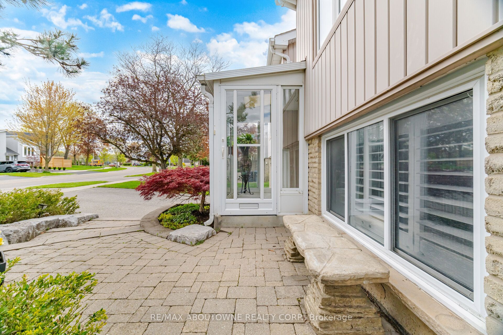41 Plainsman Road, Mississauga, ON L5N 1C4 photo 4
