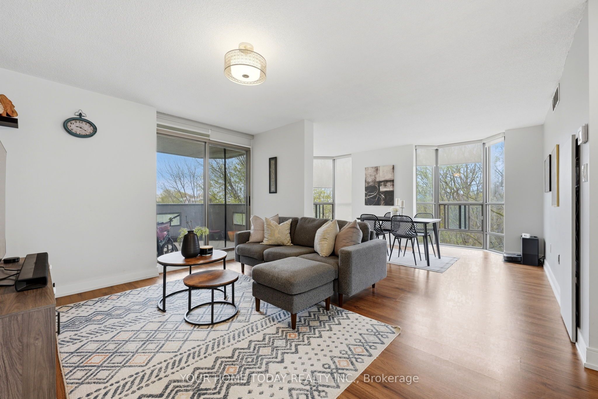 20 McFarlane Drive 201, Halton Hills, ON L7G 5J8 photo 4