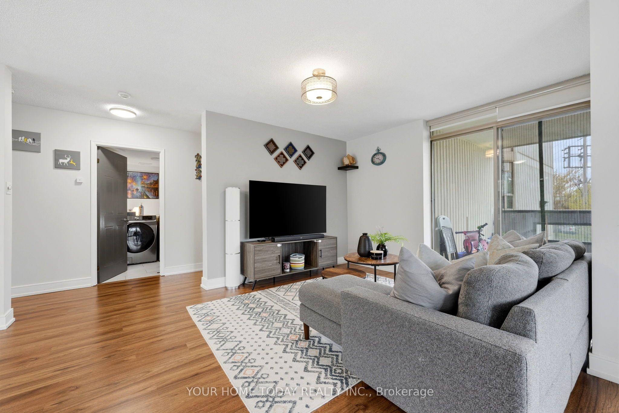 20 McFarlane Drive 201, Halton Hills, ON L7G 5J8 photo 5