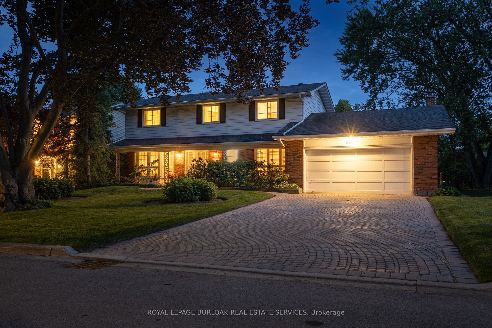 258 Camelot Drive, Burlington, ON L7L 2G1 photo 2