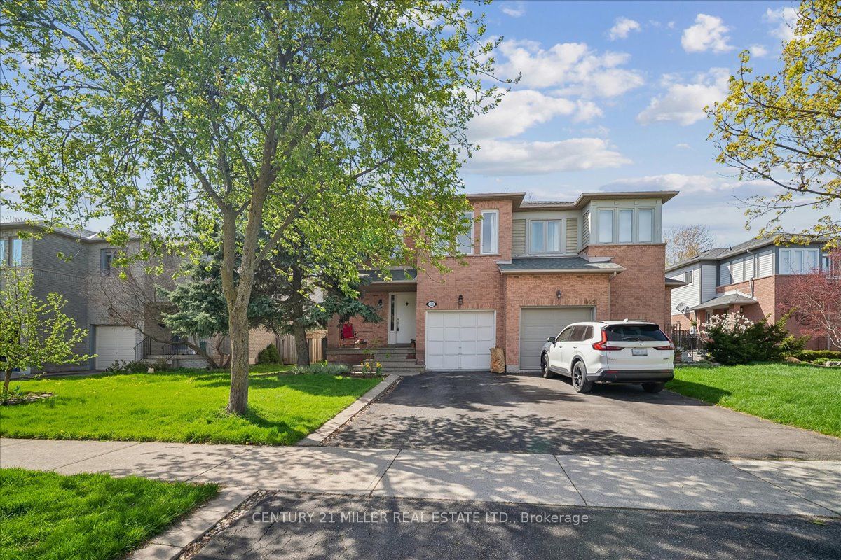421 Levanna Lane, Oakville, ON L6H 6B8