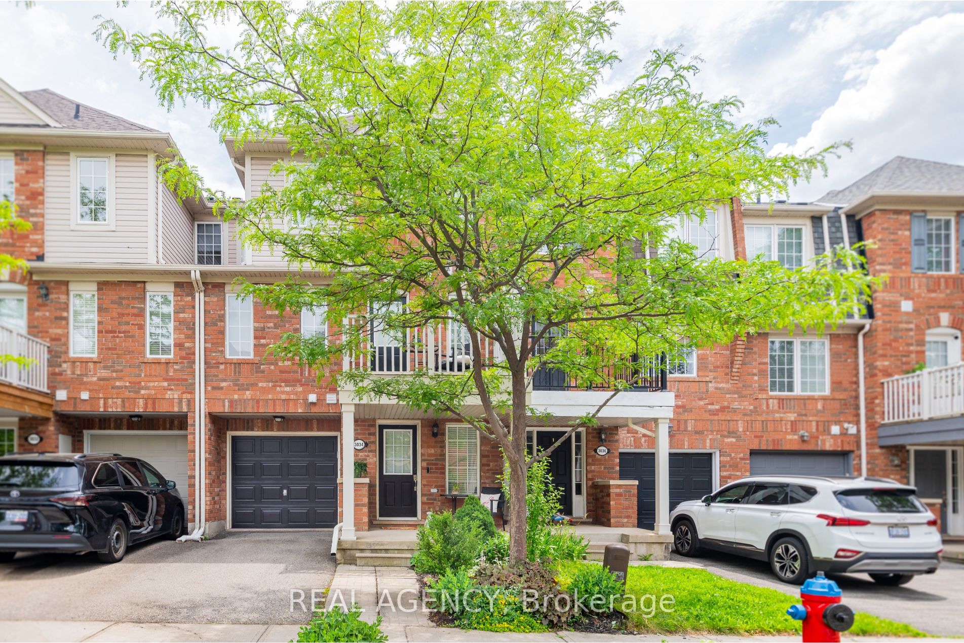 3034 Dewridge Avenue, Oakville, ON L6M 5H9