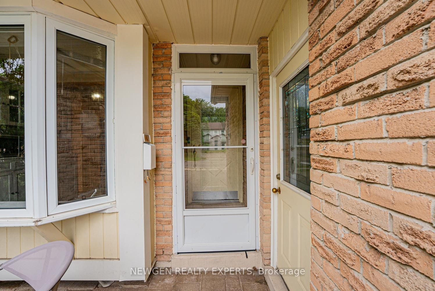 1 Wolverton Crescent, Brampton, ON L6S 3L1 photo 4