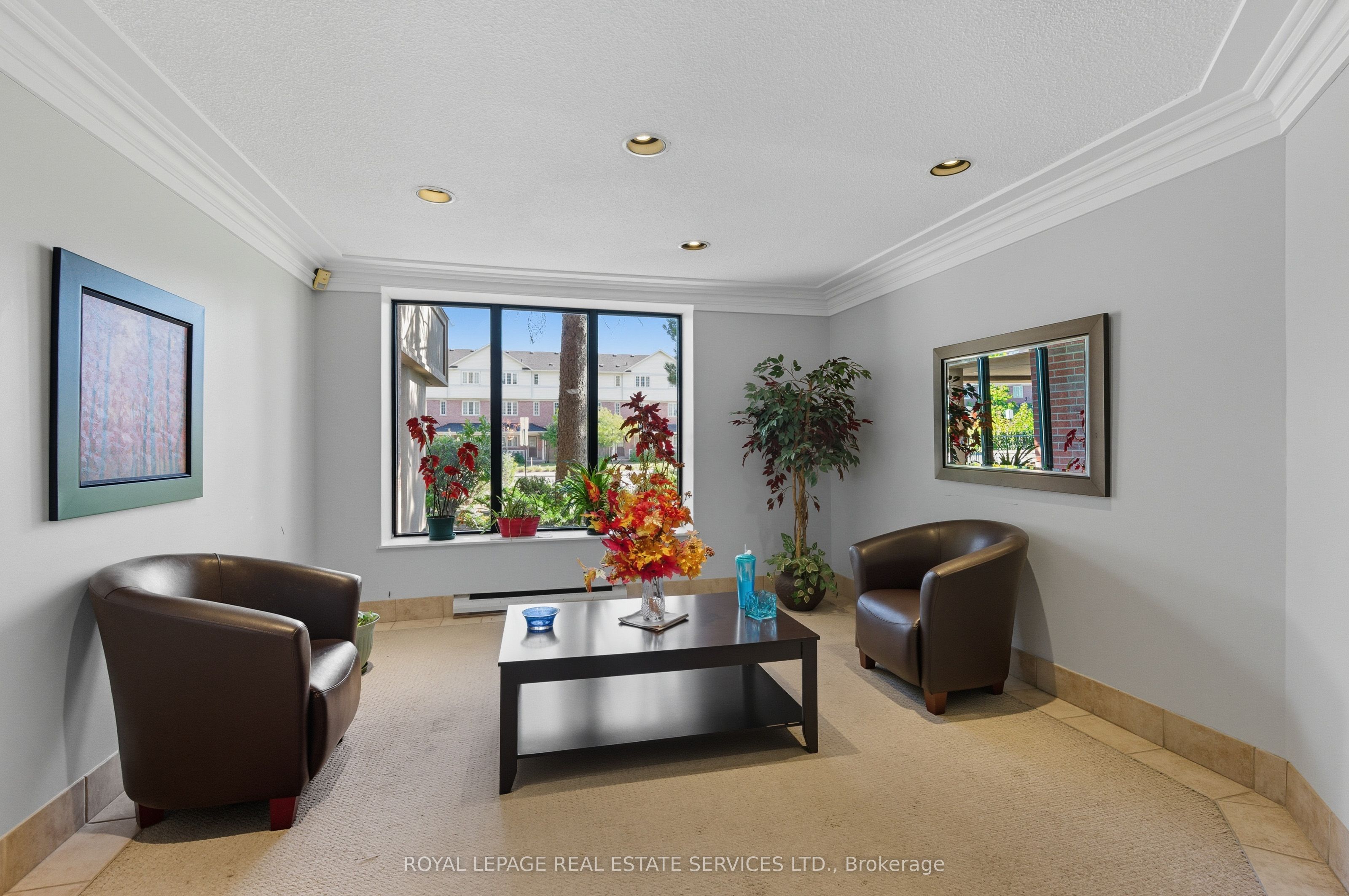 6720 Glen Erin Drive 904, Mississauga, ON L5N 3K8 photo 4