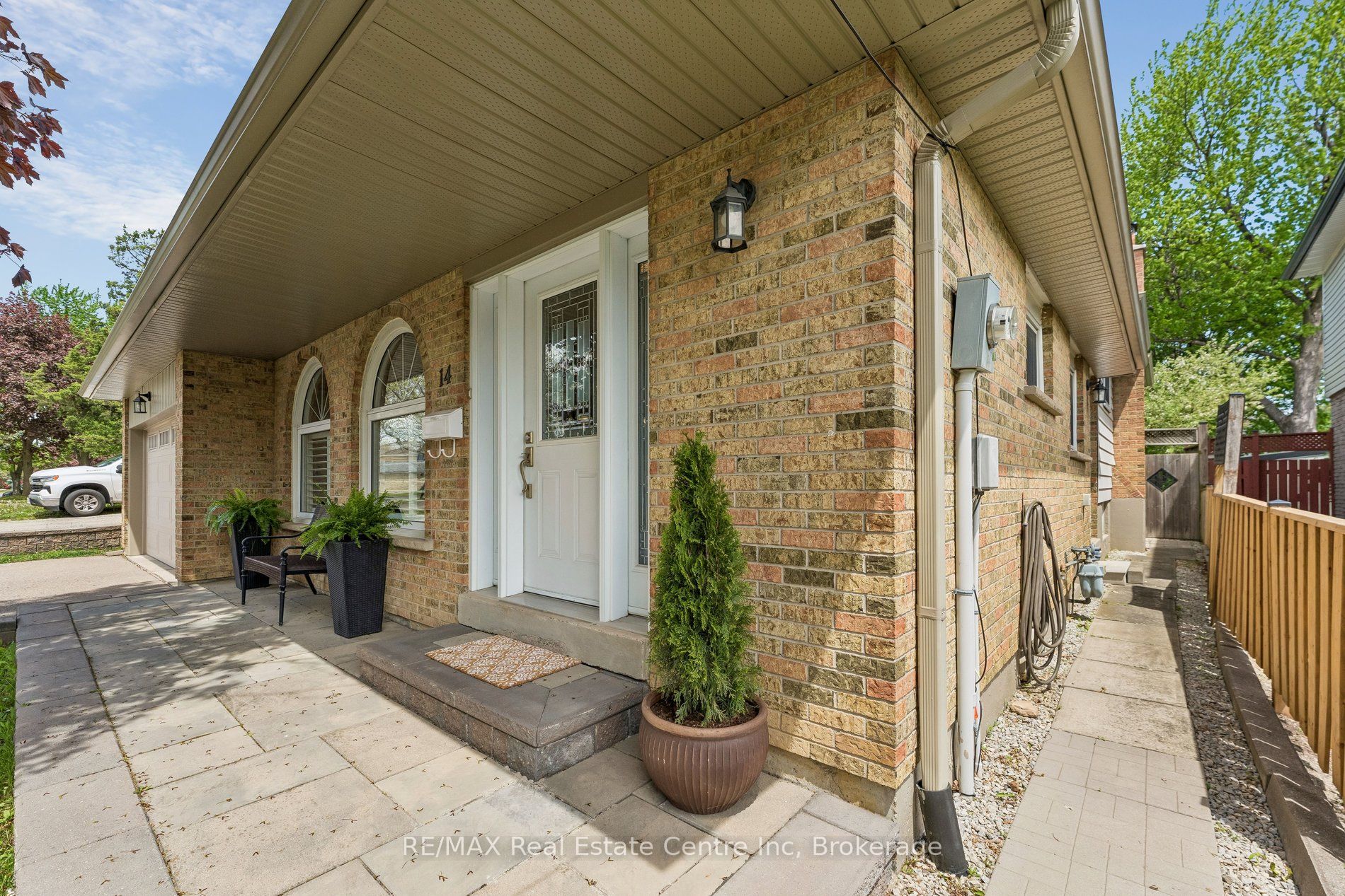 14 Massey Street, Brampton, ON L6S 2W1 photo 5