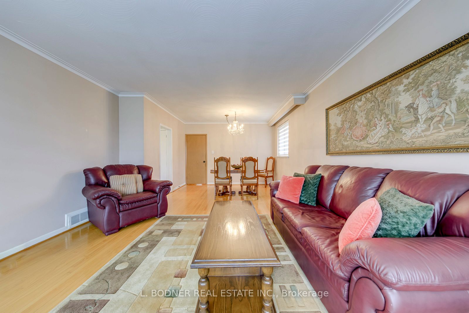 3727 Morning Star Drive, Mississauga, ON L4T 1Y6 photo 4