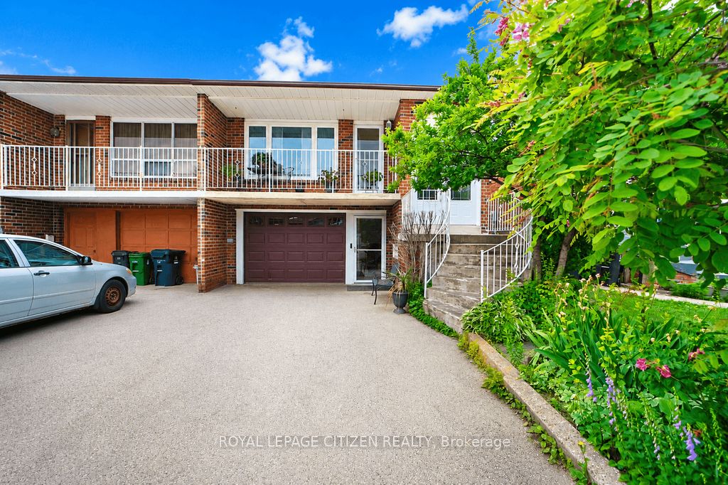 55 Kittiwake Avenue, Toronto, ON M9V 4P5 photo 2