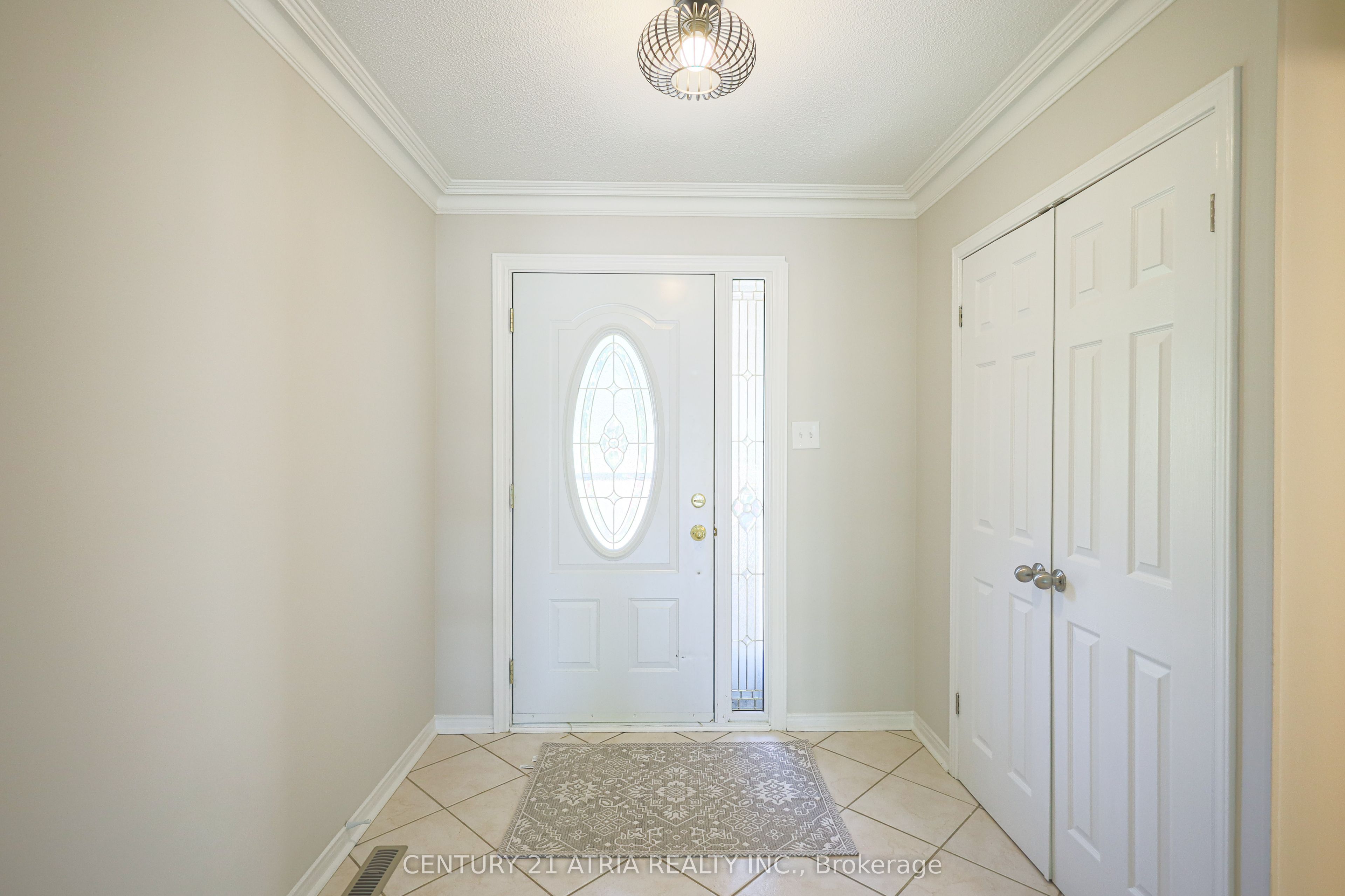 4151 Tea Garden Circle, Mississauga, ON L5B 2Y9 photo 5