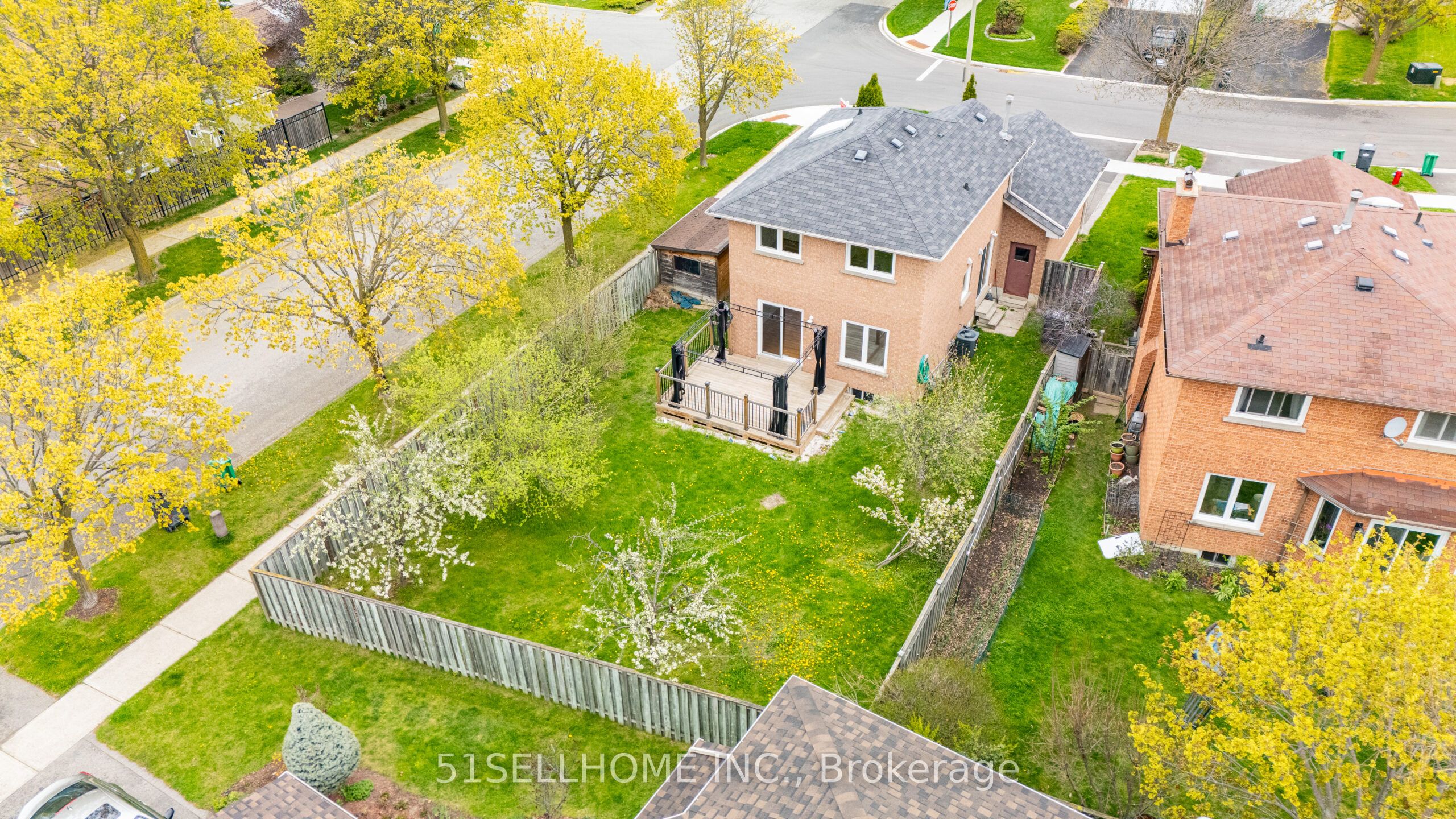 846 Savoy Crescent, Mississauga, ON L5R 3C7