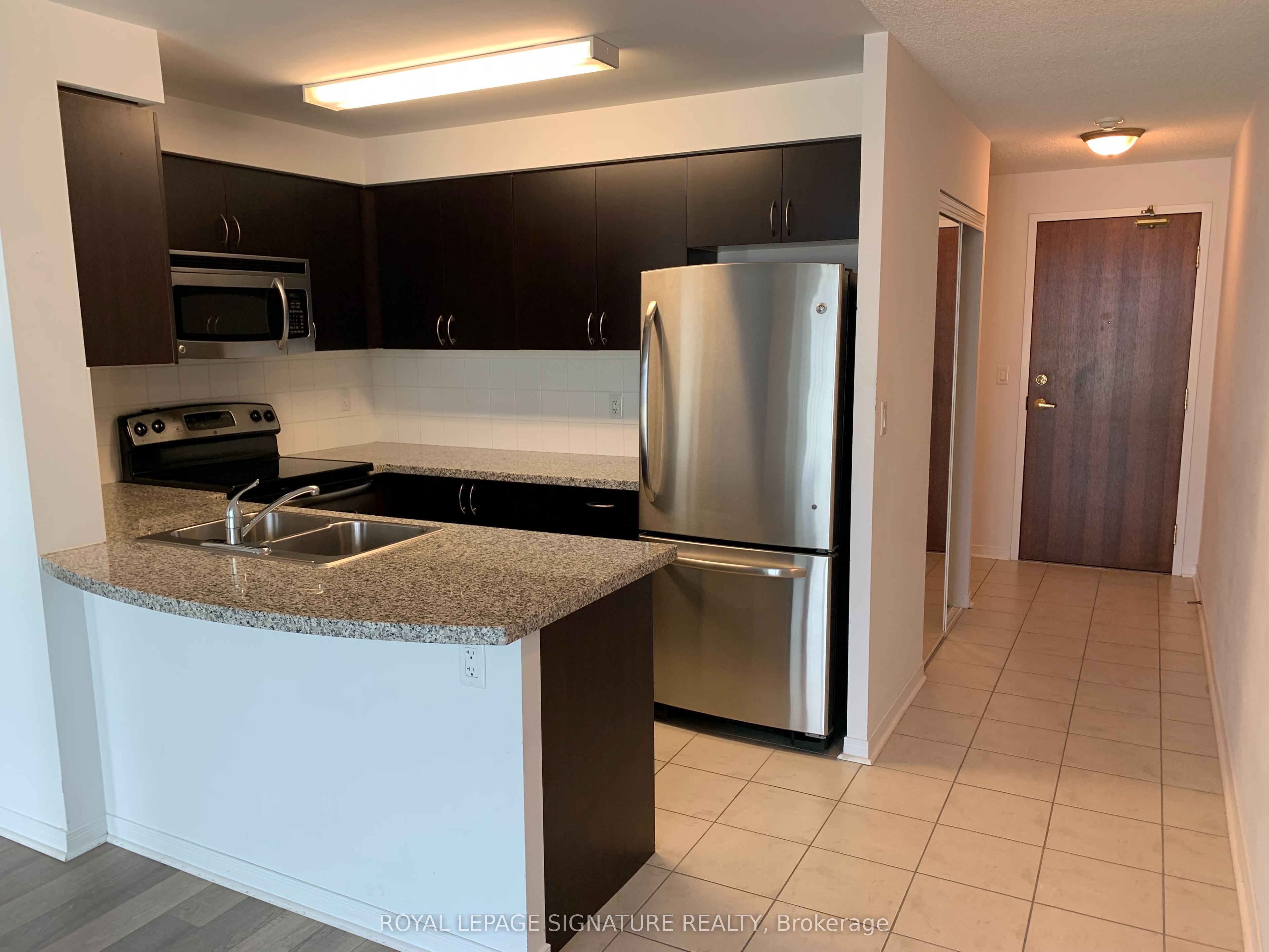 4900 Glen Erin Drive 1511, Mississauga, ON L5M 7S2