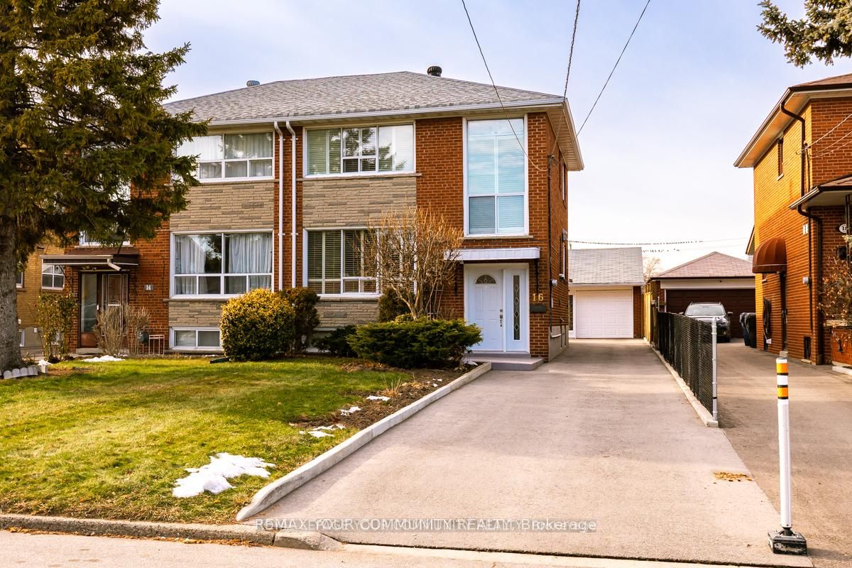16 Martini Drive, Toronto, ON M6M 4X5 photo 2