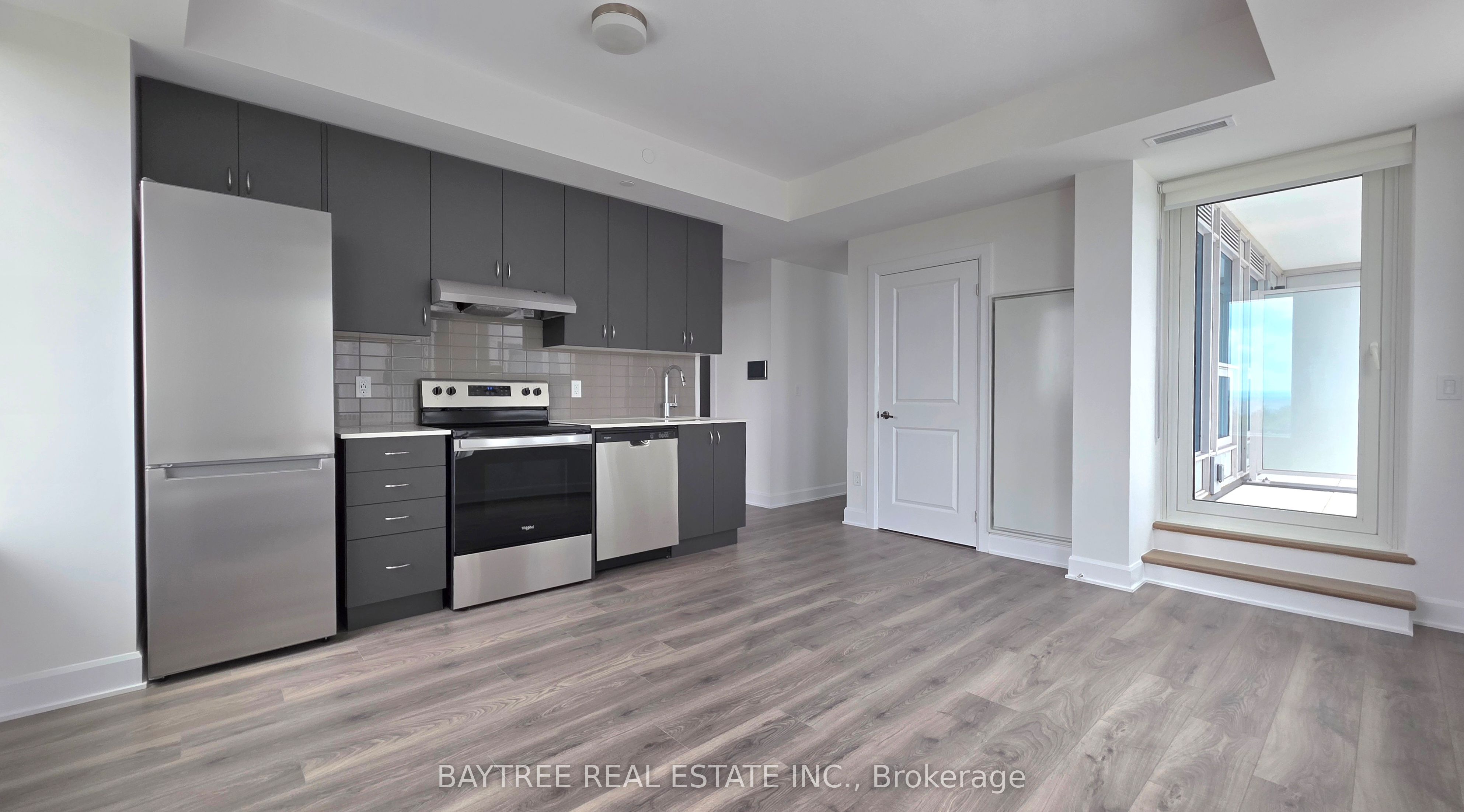 3240 William Coltson Avenue 904, Oakville, ON L6H 8C8 photo 2