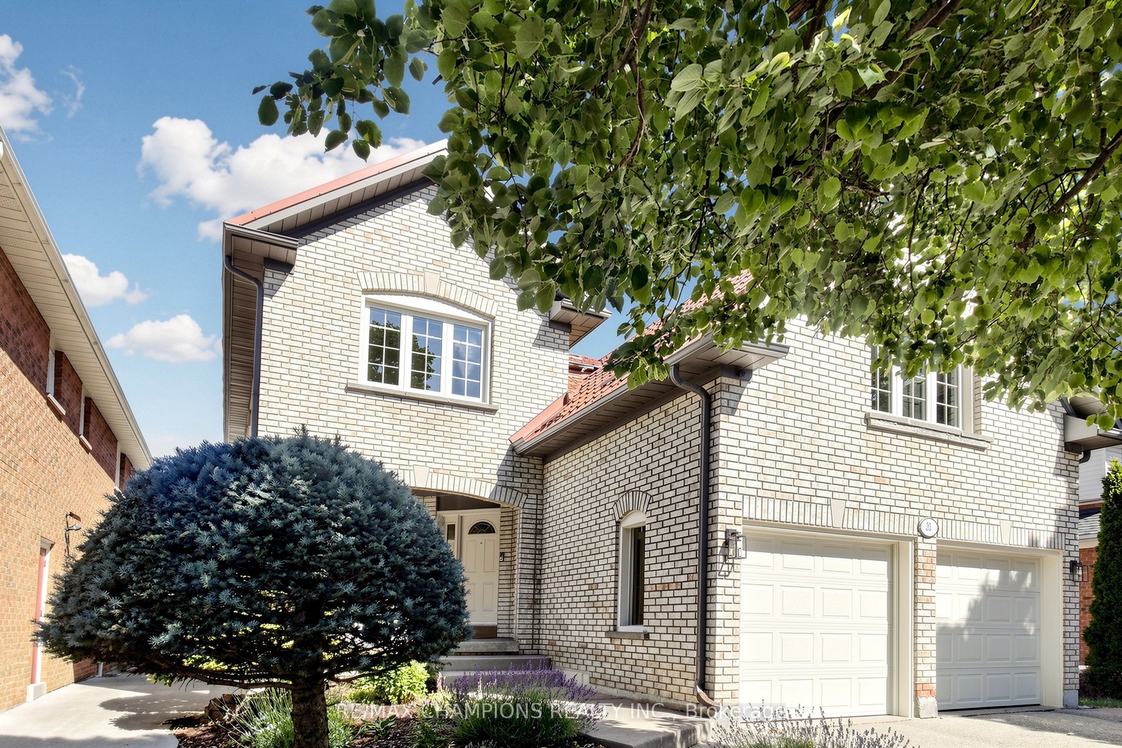 31 Bobcat Street, Brampton, ON L6R 1C8 photo 3