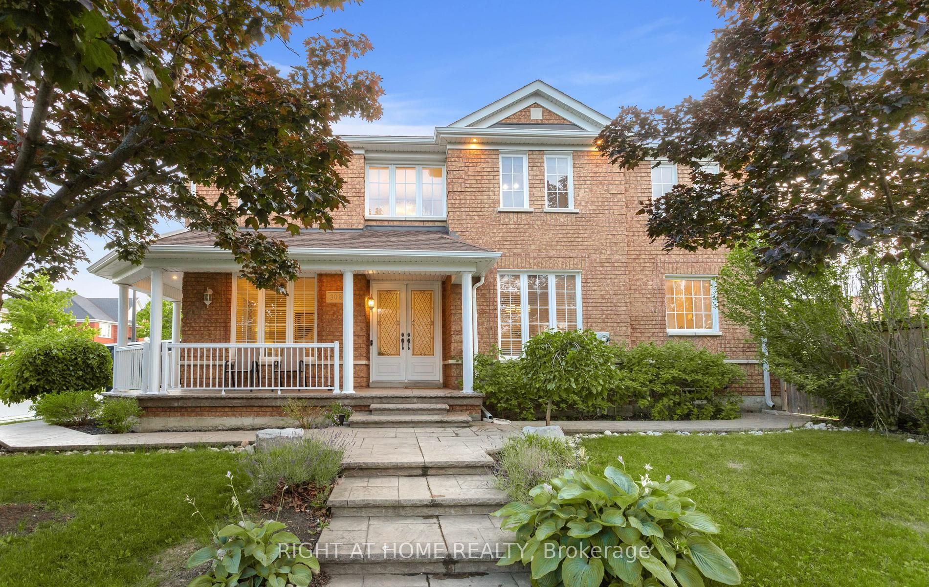 3081 Baron Drive, Mississauga, ON L5M 6W4