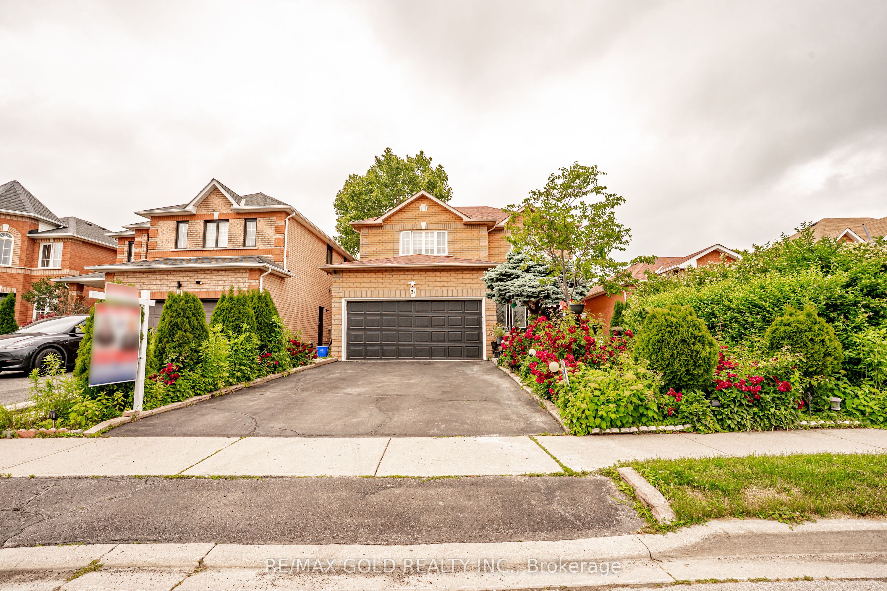 31 Colleyville Street, Brampton, ON L7A 1G8