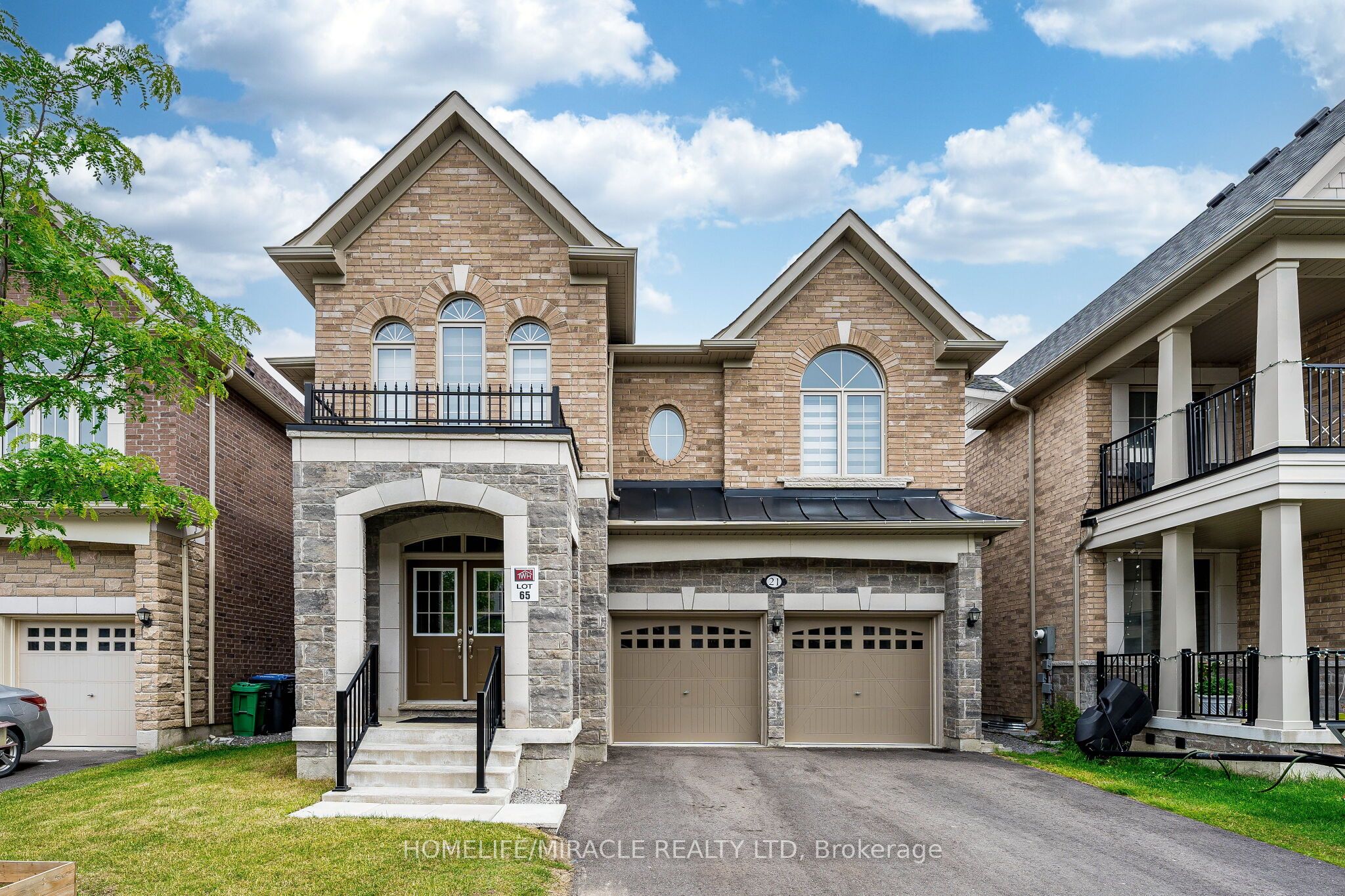 21 Junior Road, Brampton, ON L7A 5J4