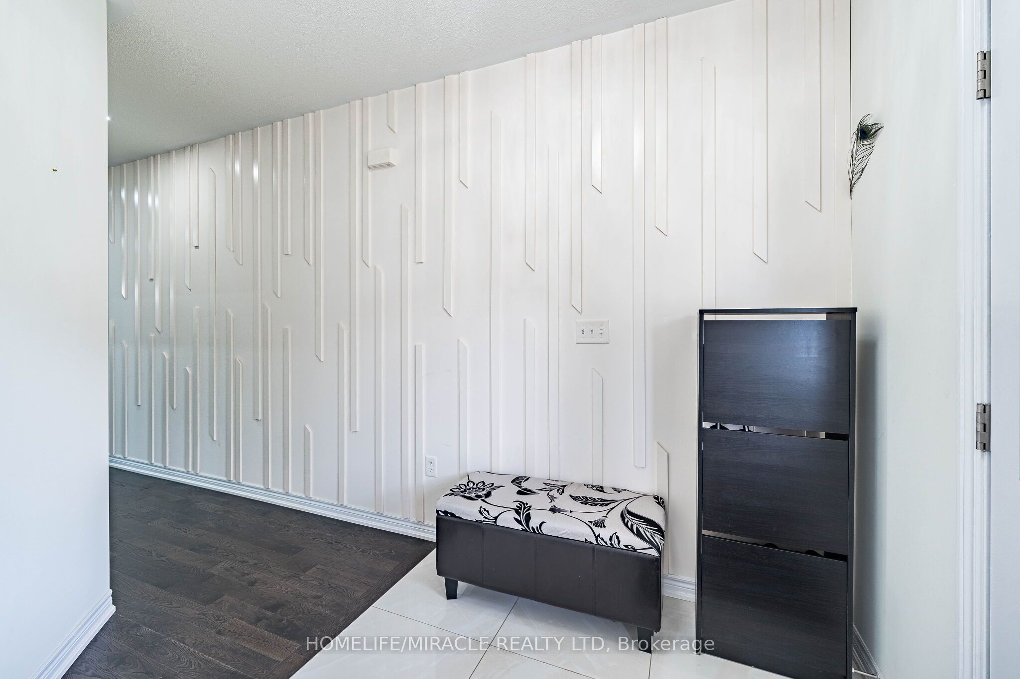 21 Junior Road, Brampton, ON L7A 5J4 photo 4