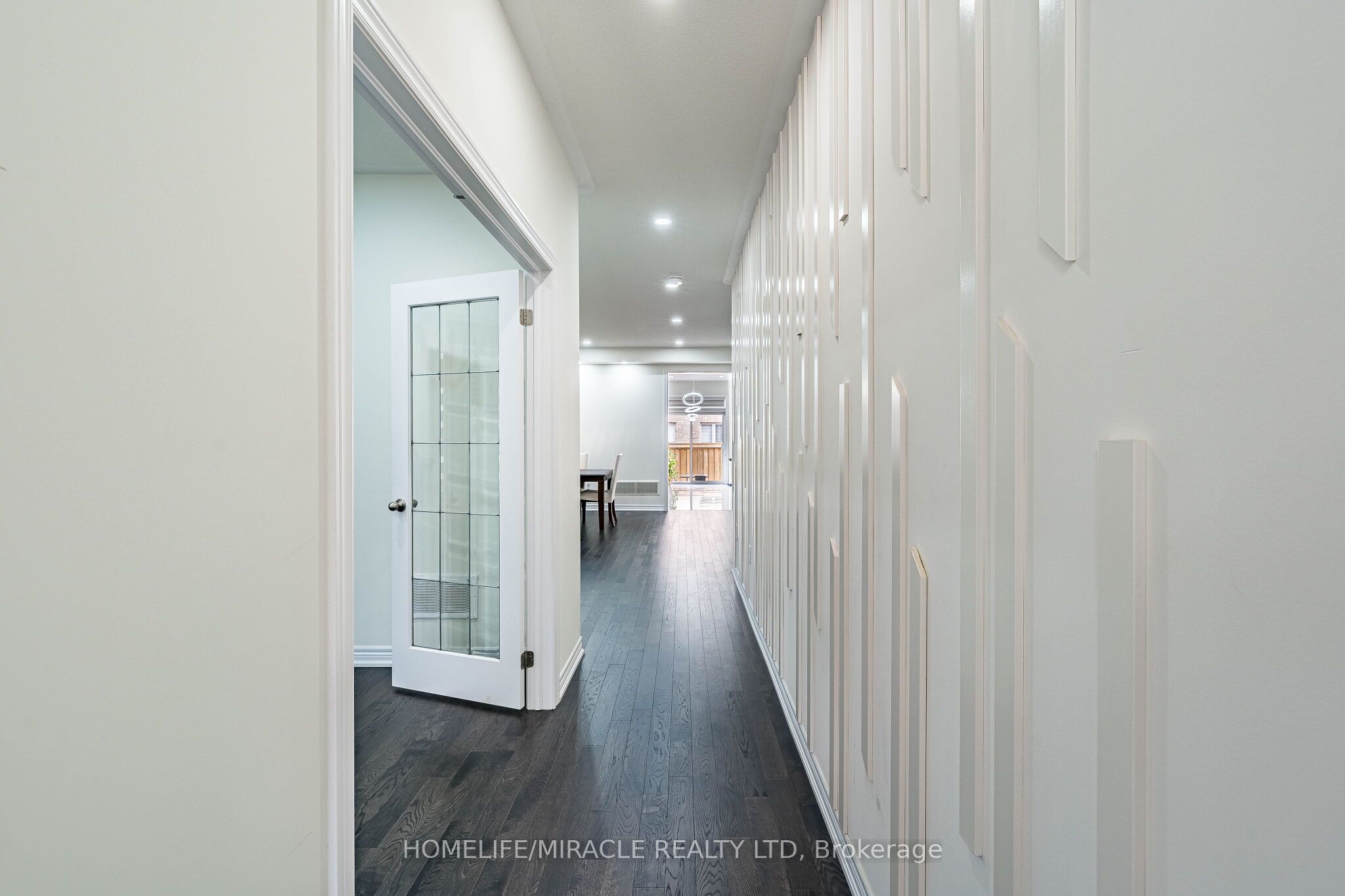 21 Junior Road, Brampton, ON L7A 5J4 photo 5