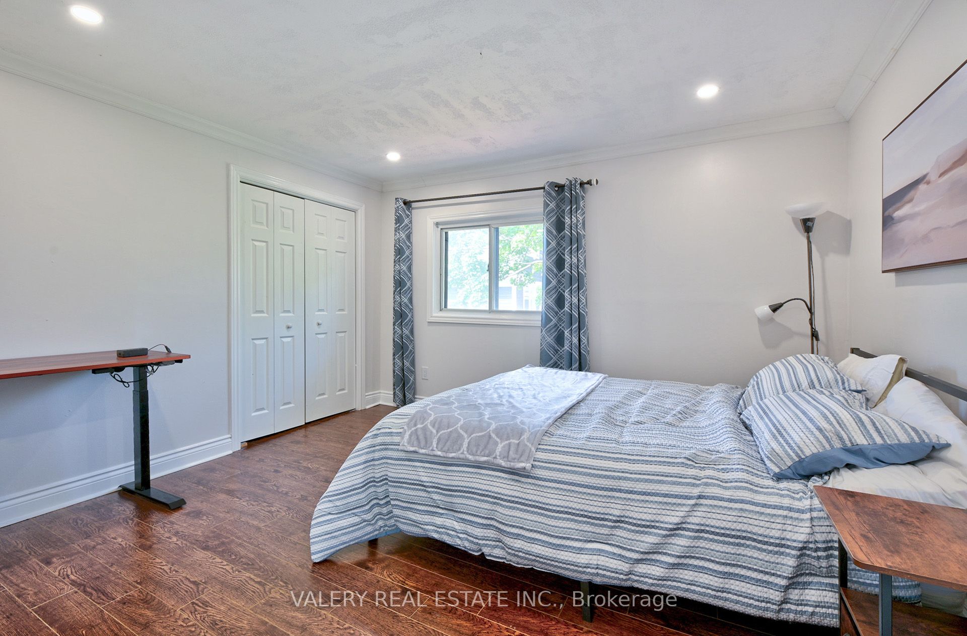 2314 Belyea Street, Oakville, ON L6L 1N6 photo 3