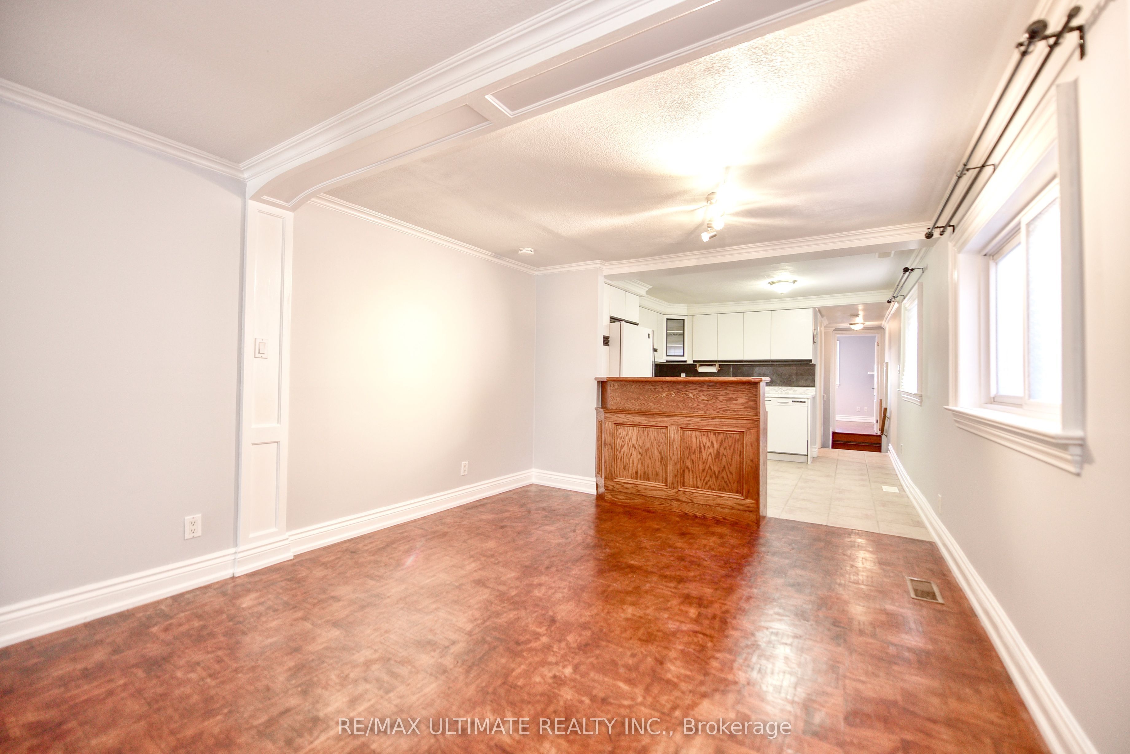 132 Spears Street, Toronto, ON M6N 3X7 photo 5